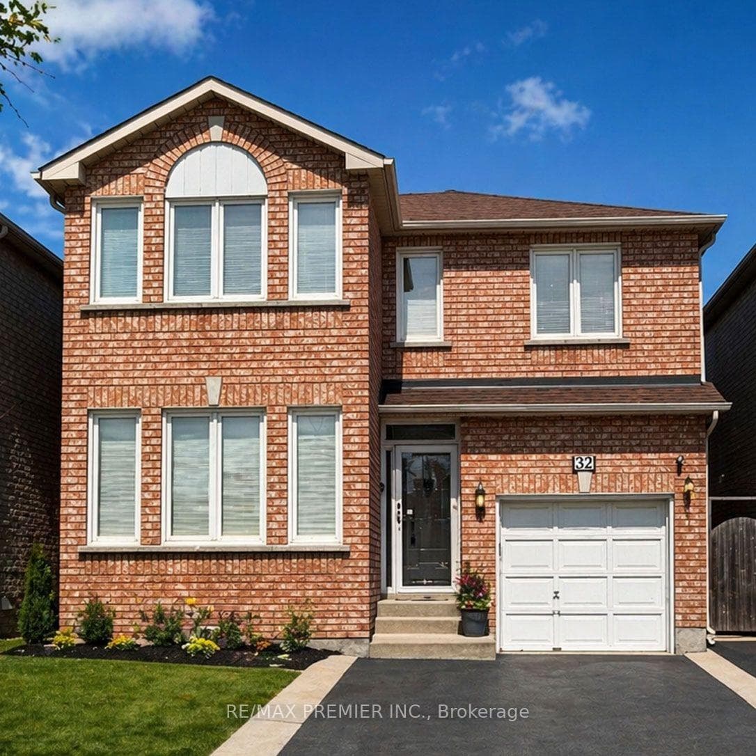32 Stonebriar Drive photo 1
