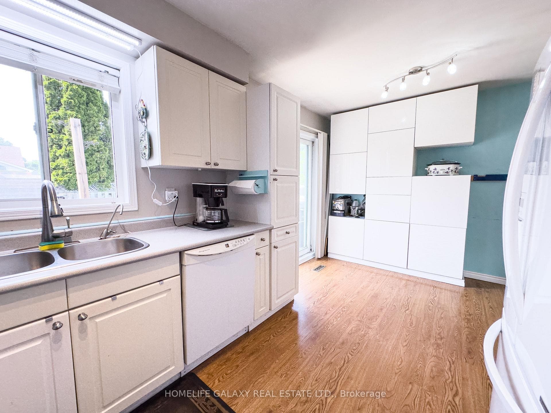 135 Trudeau Drive photo 11