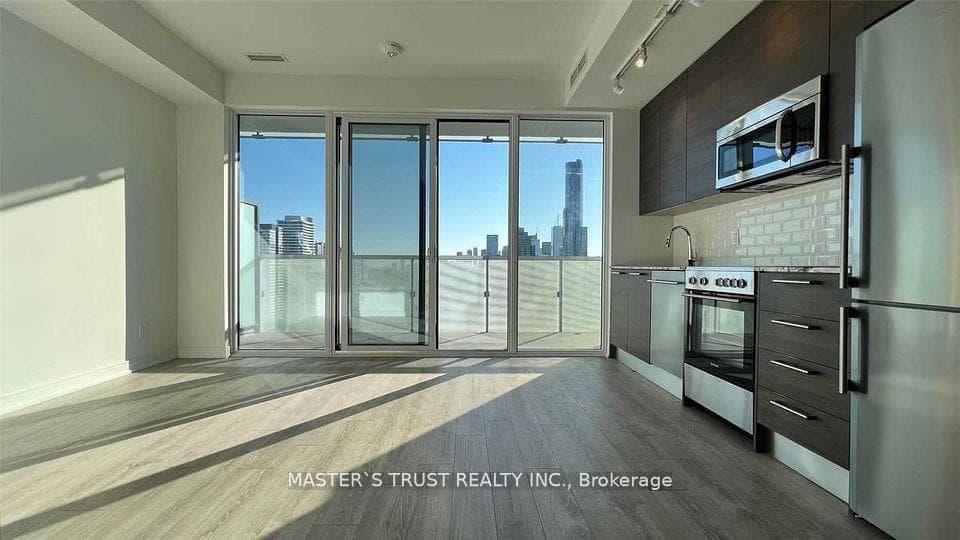 28 Wellesley Street Unit 2703 photo 5