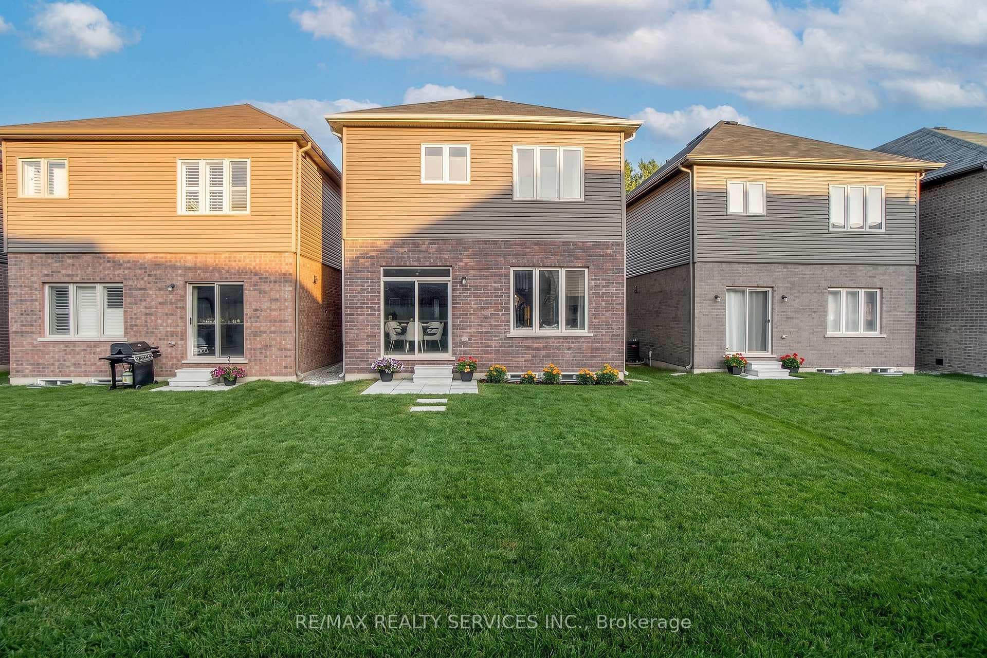 9 Copeman Avenue photo 34