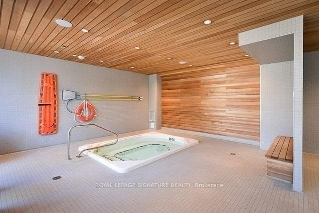 8 Mercer Street Unit 211 photo 16