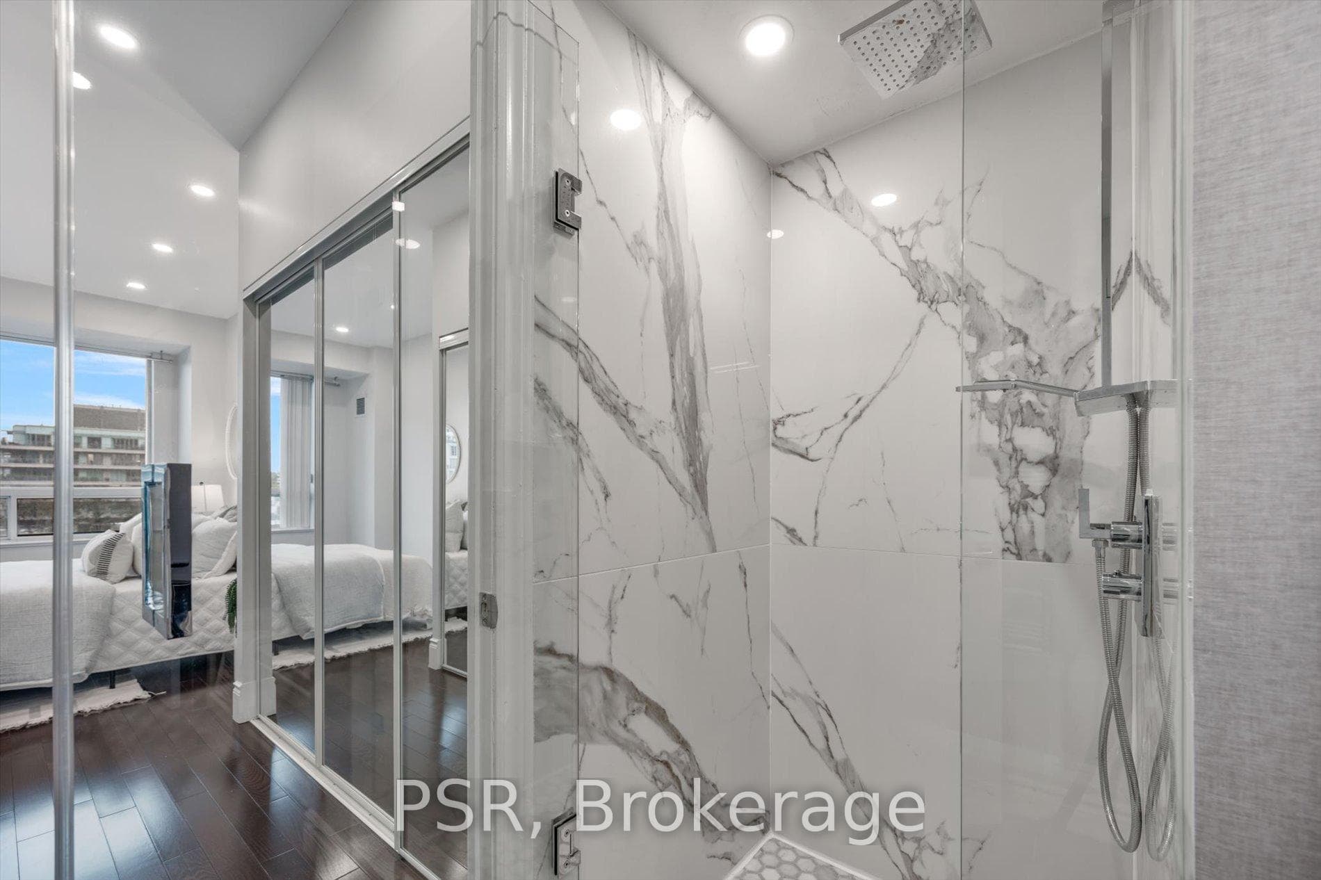 102 Bloor Street Unit 601 photo 26
