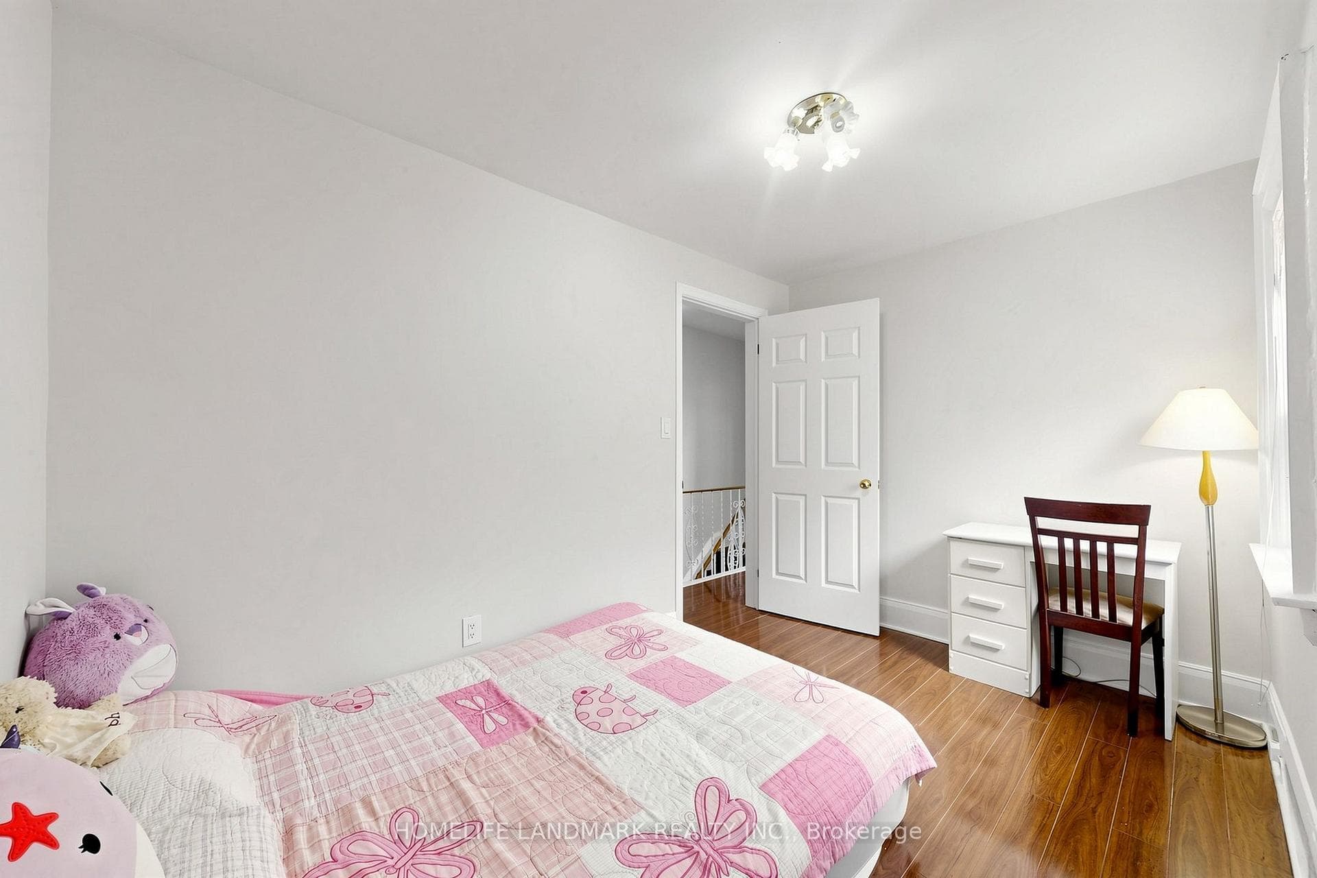 484 Glenholme Avenue photo 31