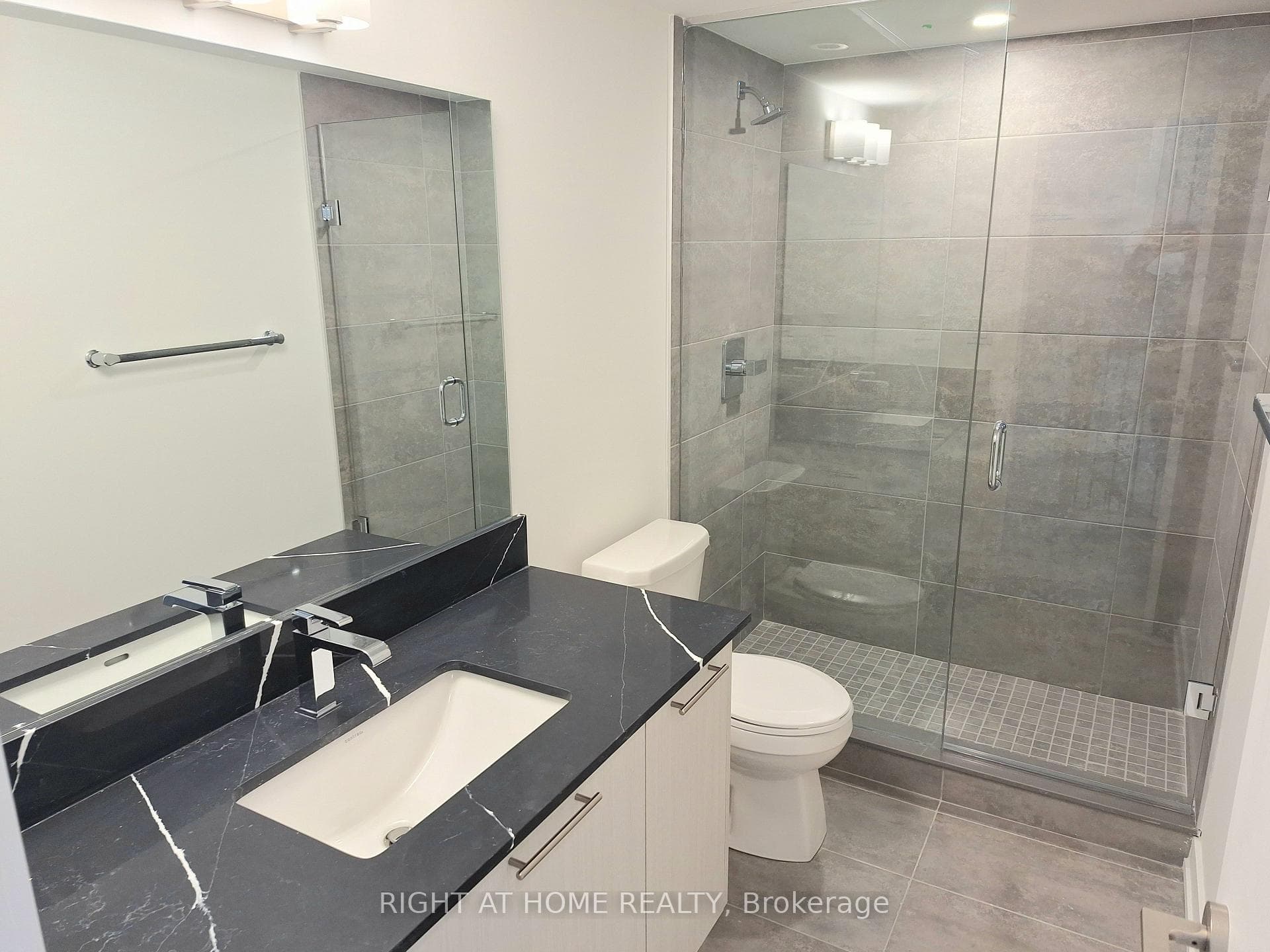 861 Sheppard Avenue Unit TH23 photo 14