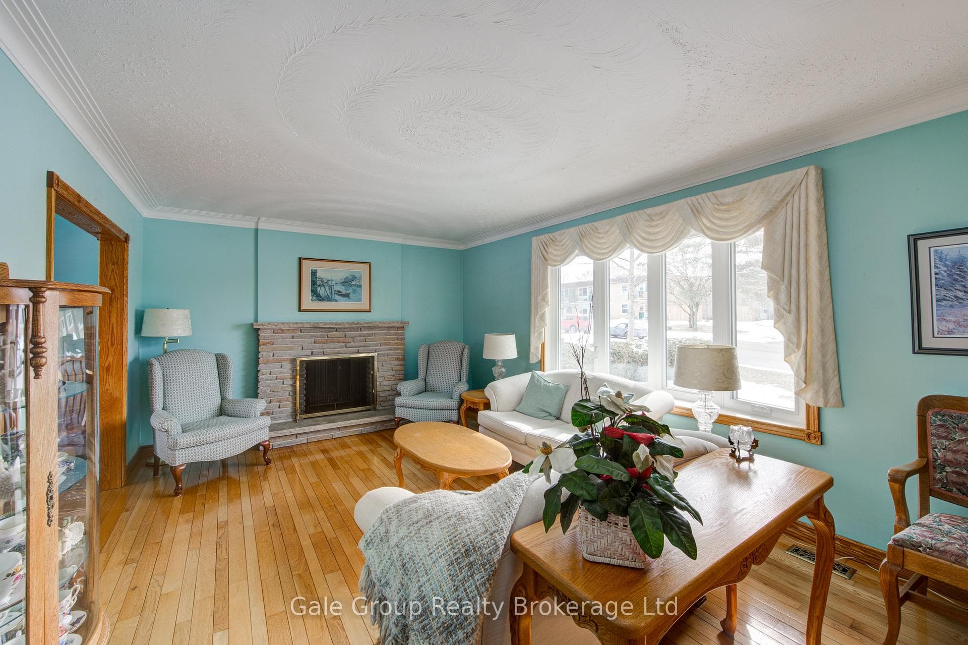 739 Pavey Street photo 3