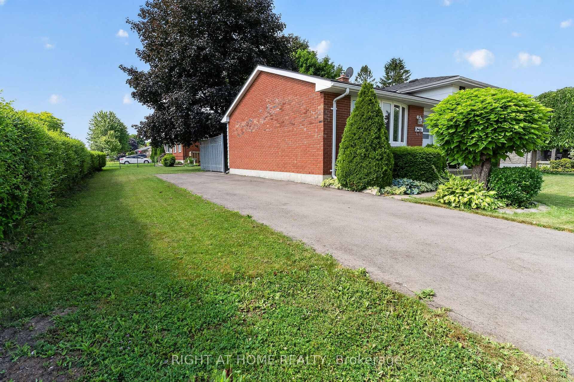 49 Locke Avenue photo 44