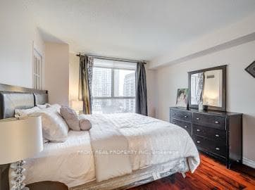 5460 Yonge Street Unit 807 photo 26