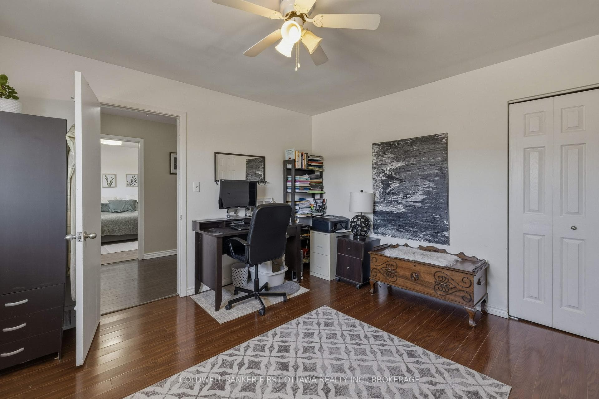 695 Laidlaw Crescent photo 24