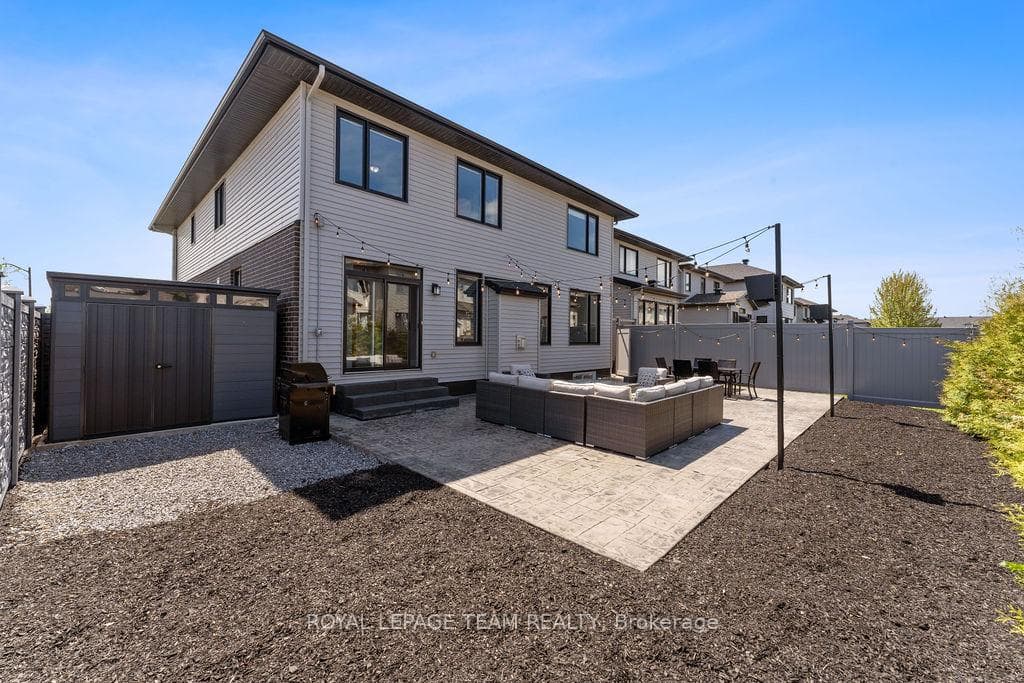96 Palfrey Way photo 36