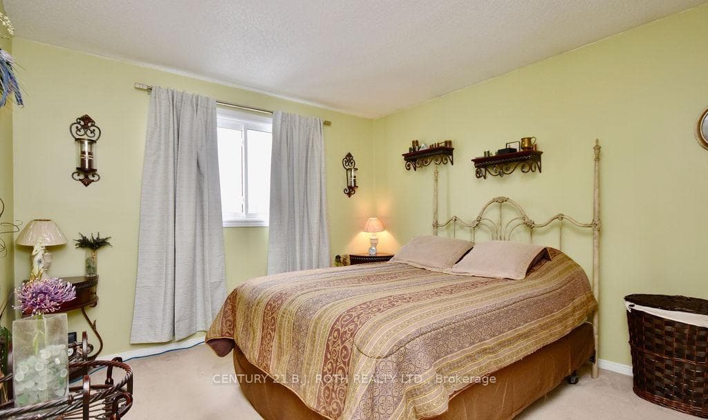 47 D'ambrosio Drive photo 11