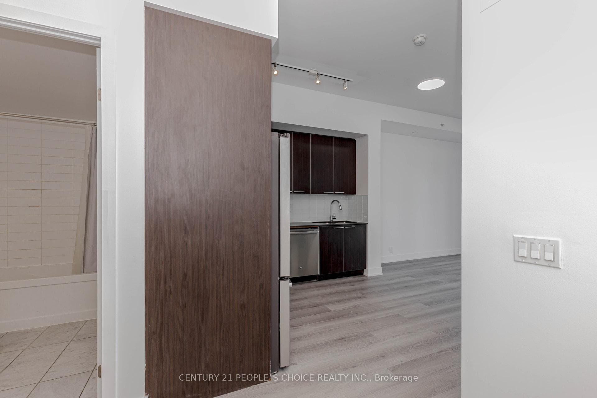 10 Park Lawn Road Unit 722 photo 14