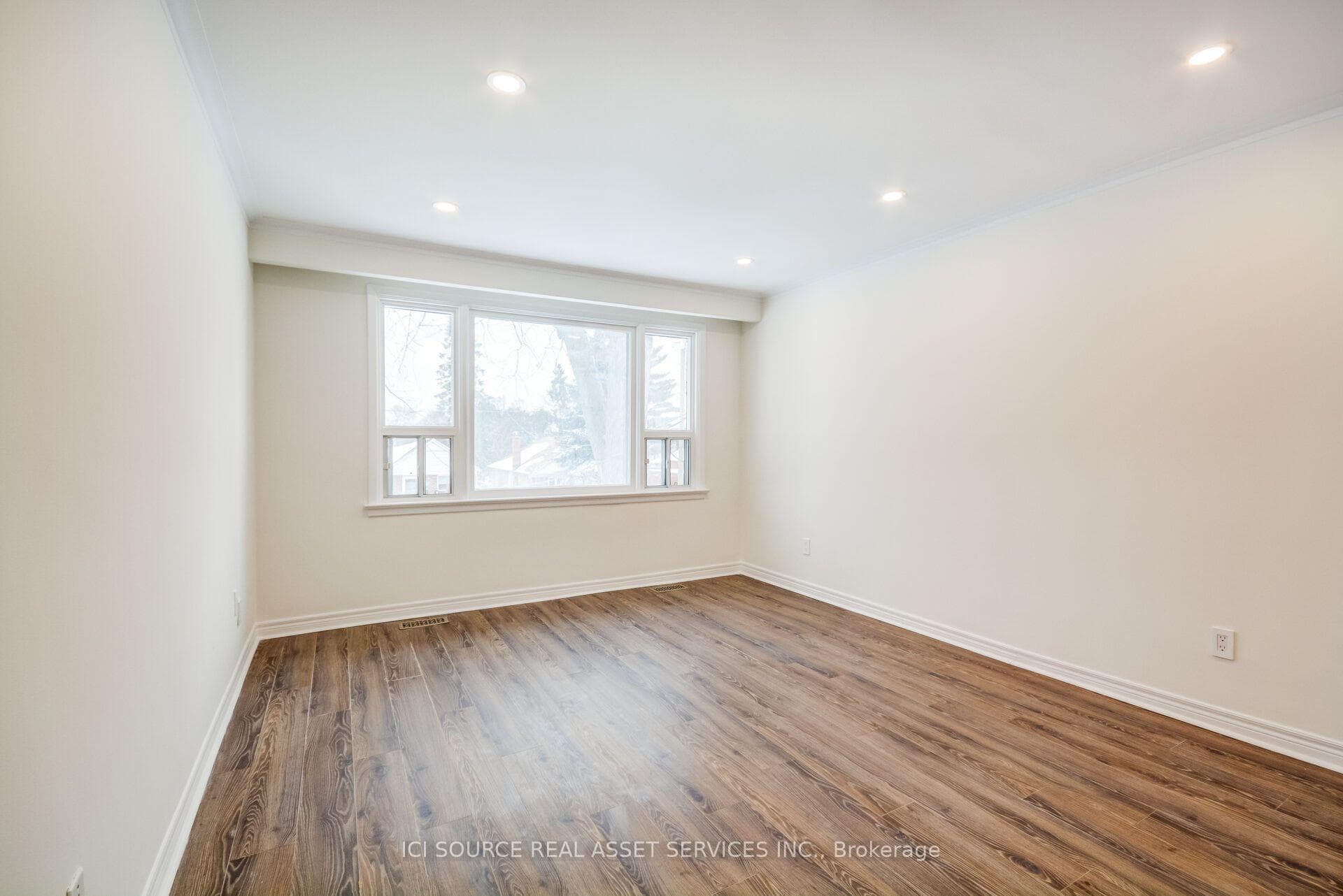 58 Burlingame Road Unit 3 photo 23