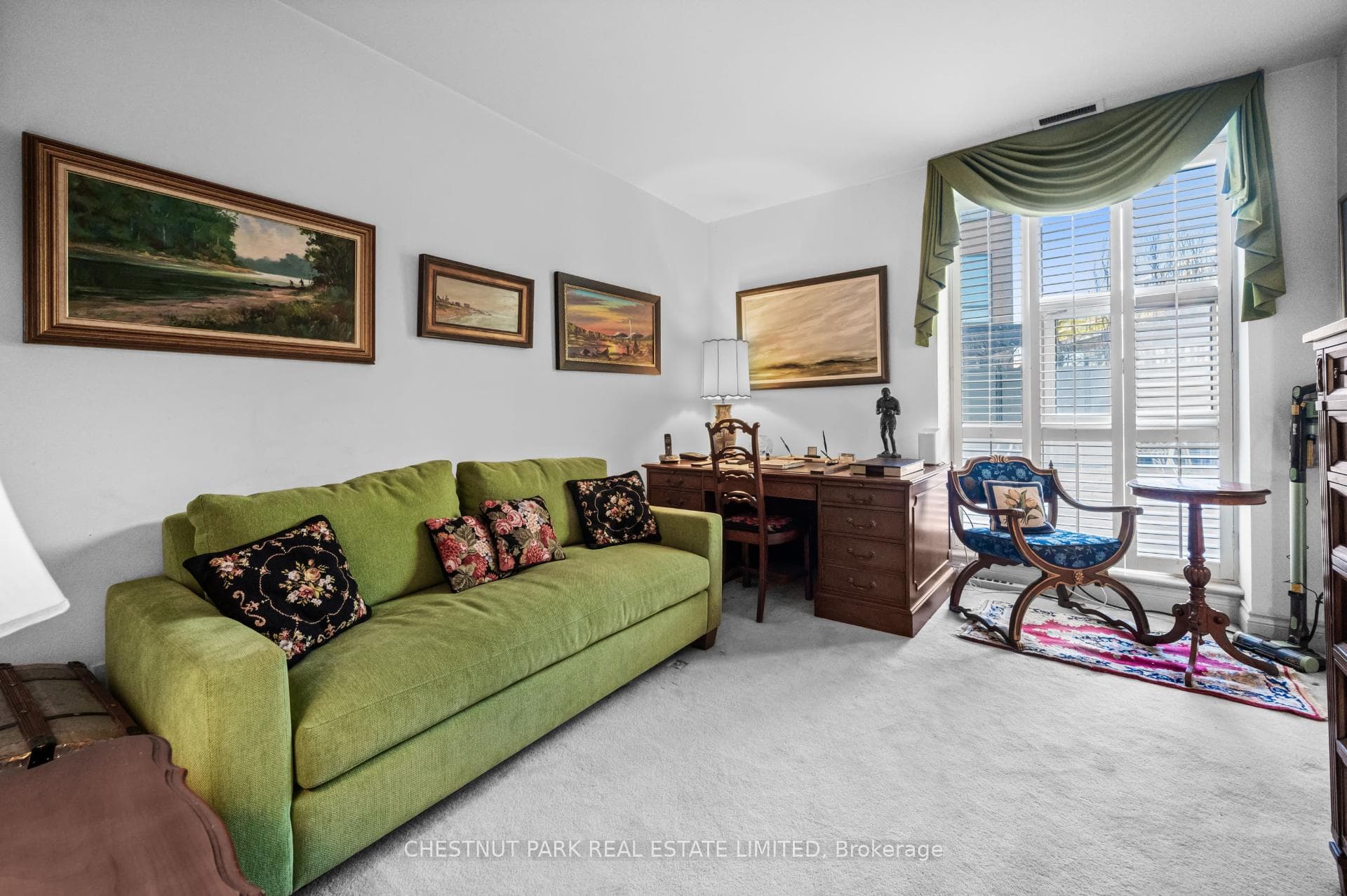 77 Avenue Road Unit 205 photo 16