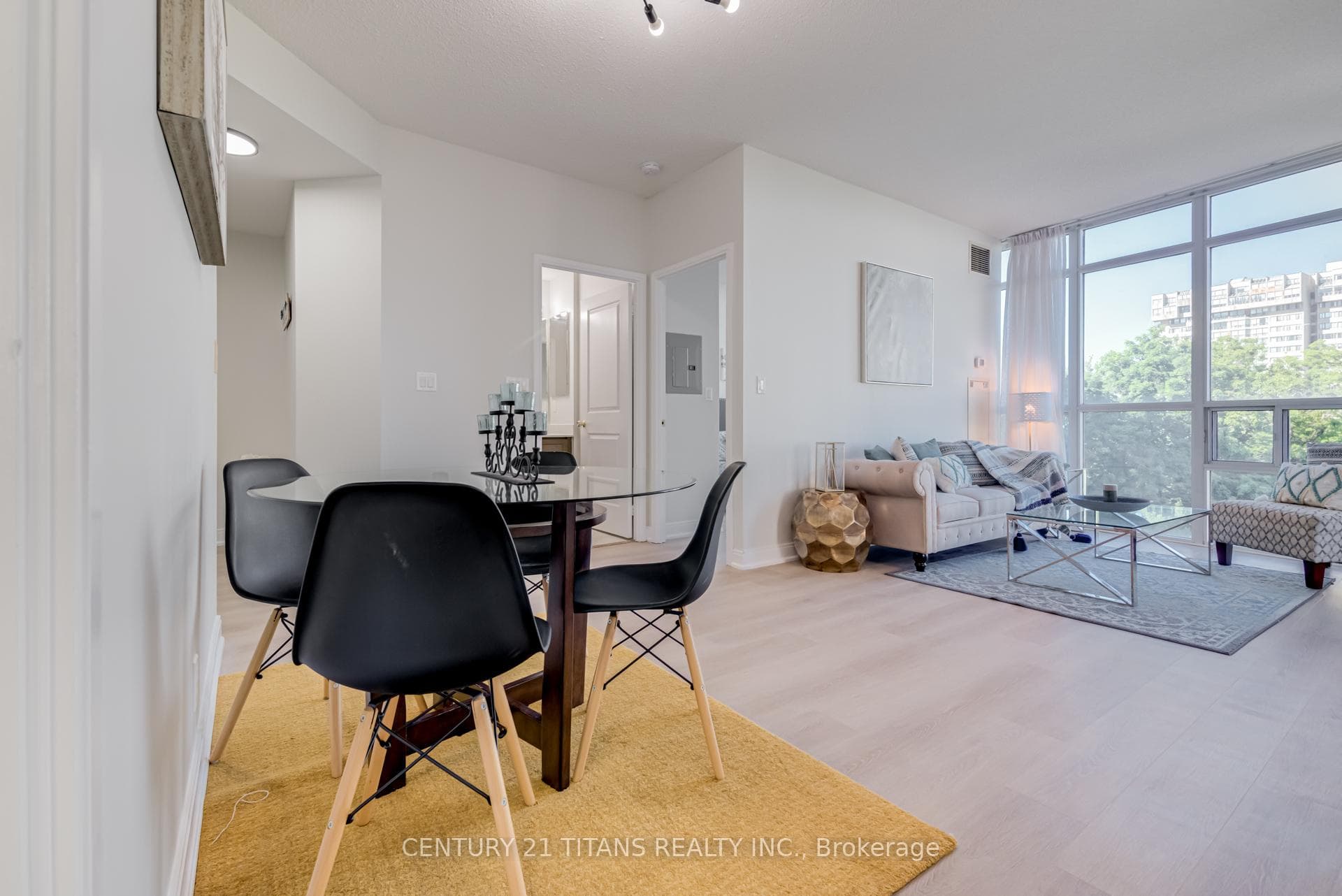 90 Absolute Avenue Unit 503 photo 16