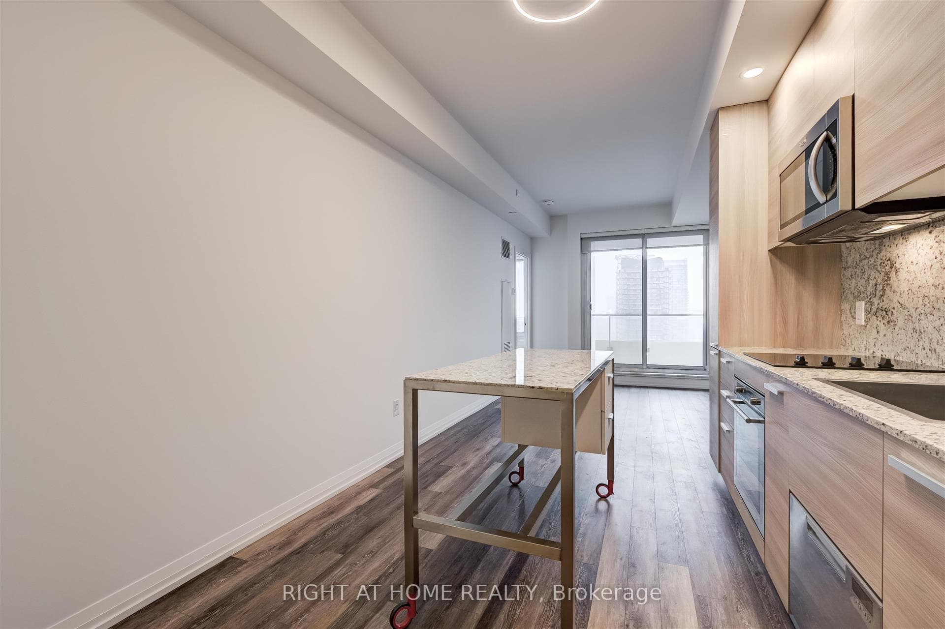 75 Canterbury Place Unit 2803 photo 3