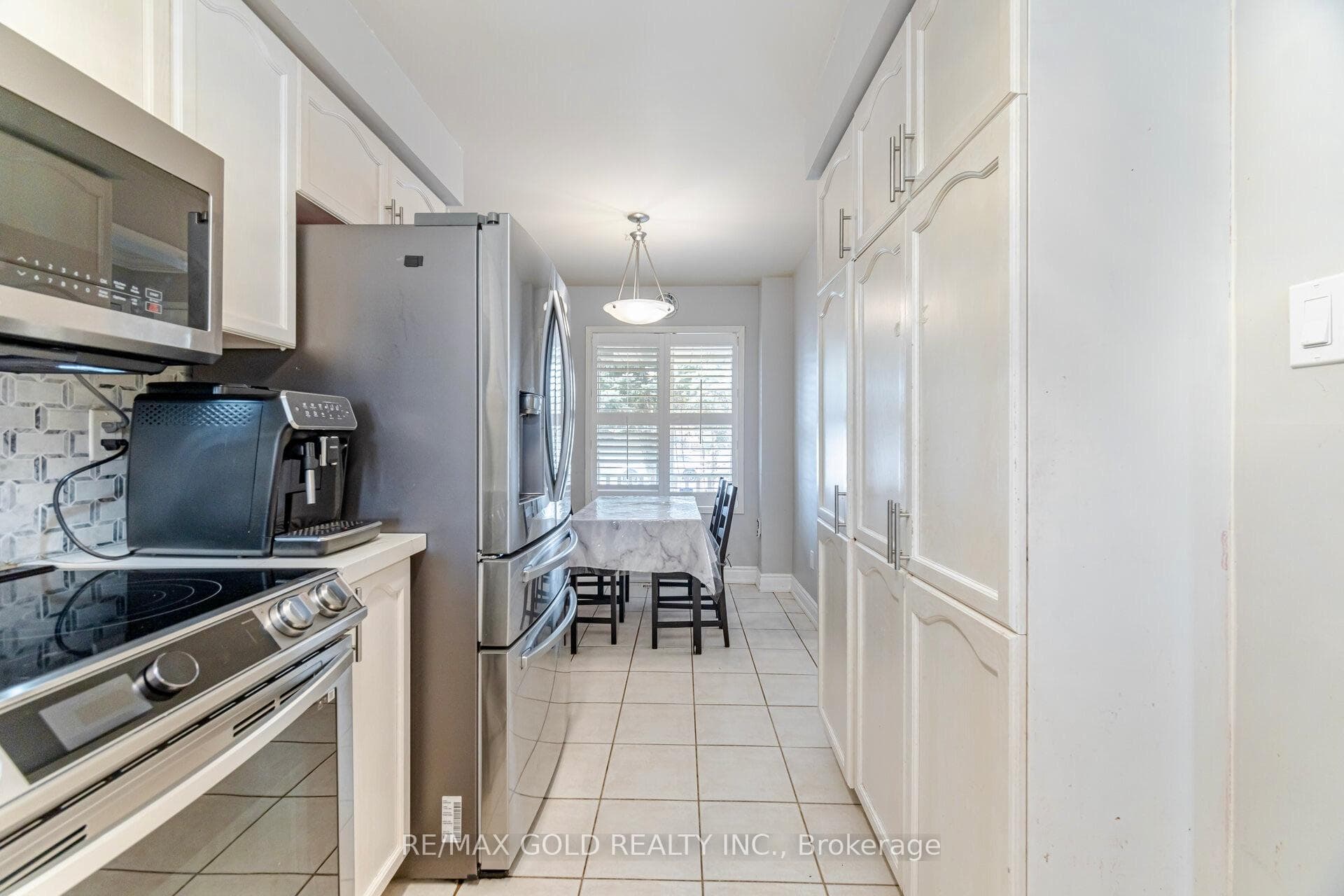 5352 BUSHELGROVE Circle photo 8