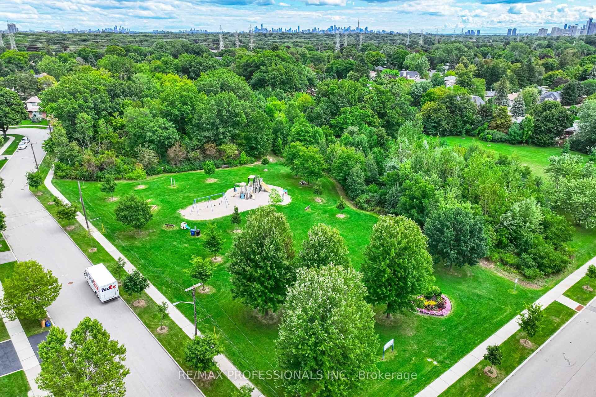 23 Cotman Crescent photo 47