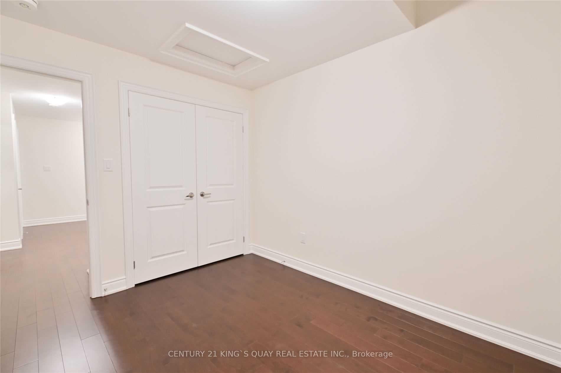 334 Laplante Street photo 3