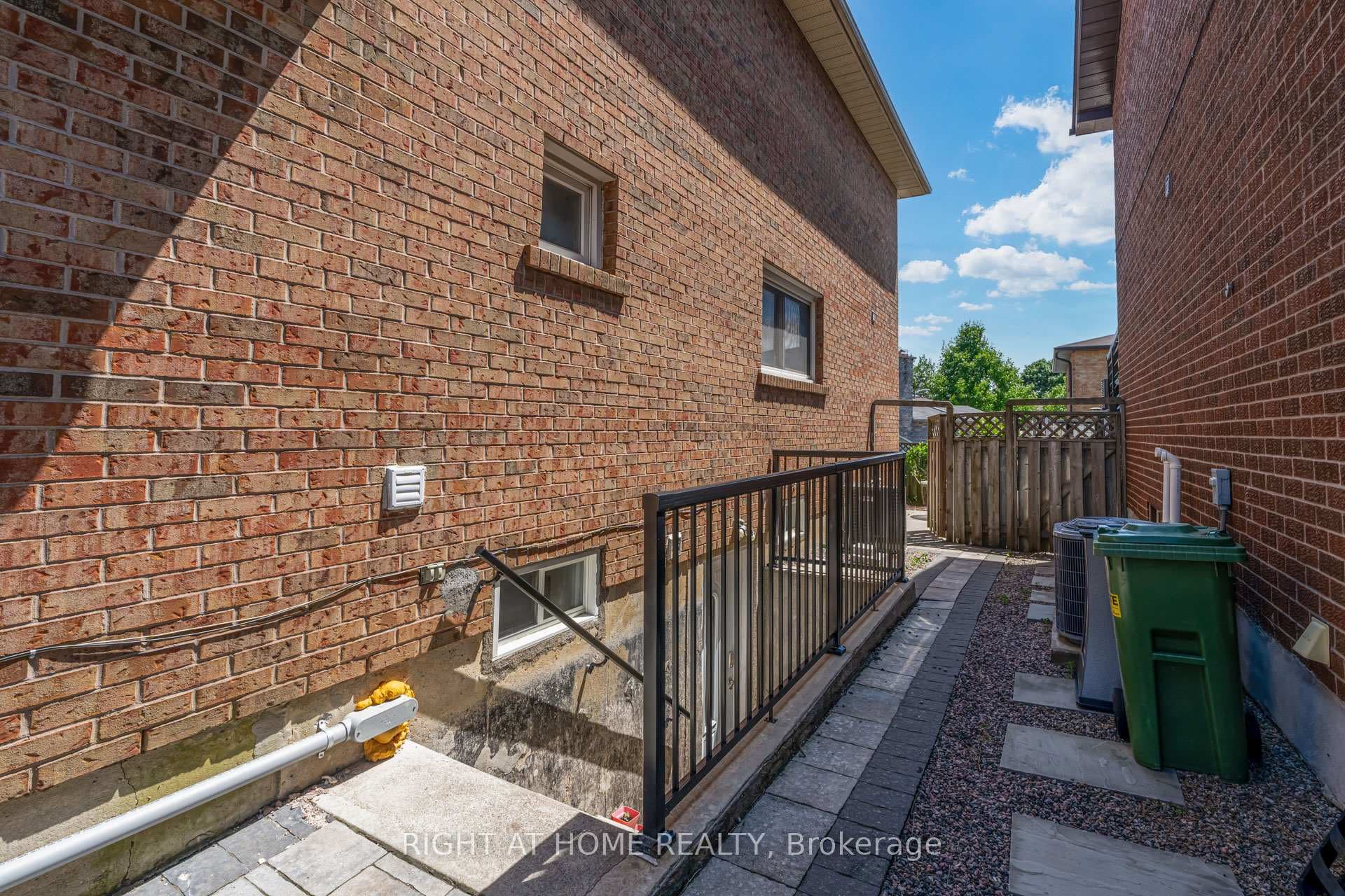 373 Killian Road photo 40