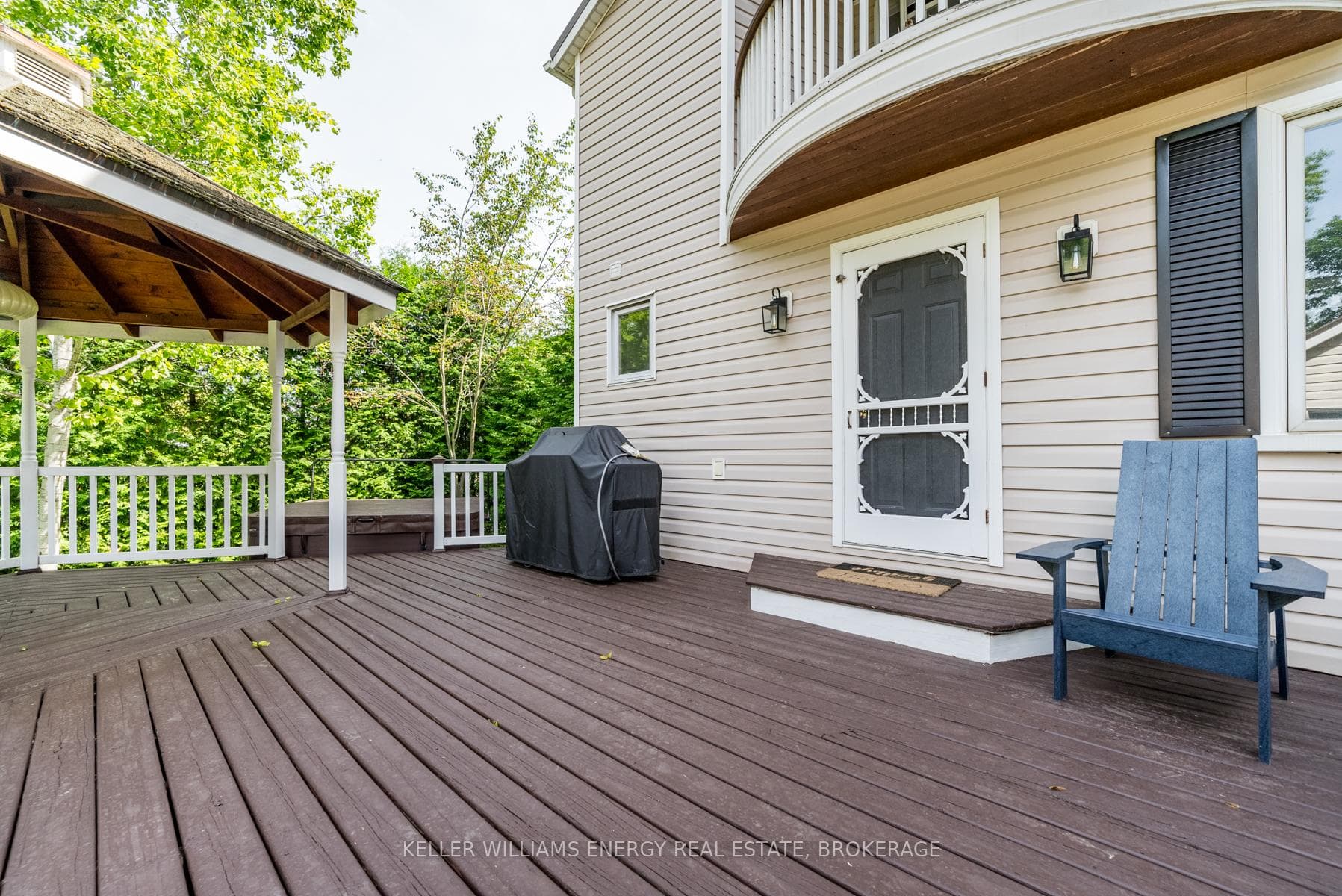 22 Third Avenue photo 29