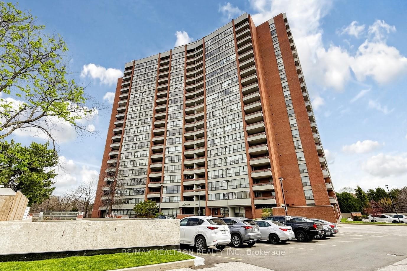 2365 Kennedy Road Unit 505 photo 36