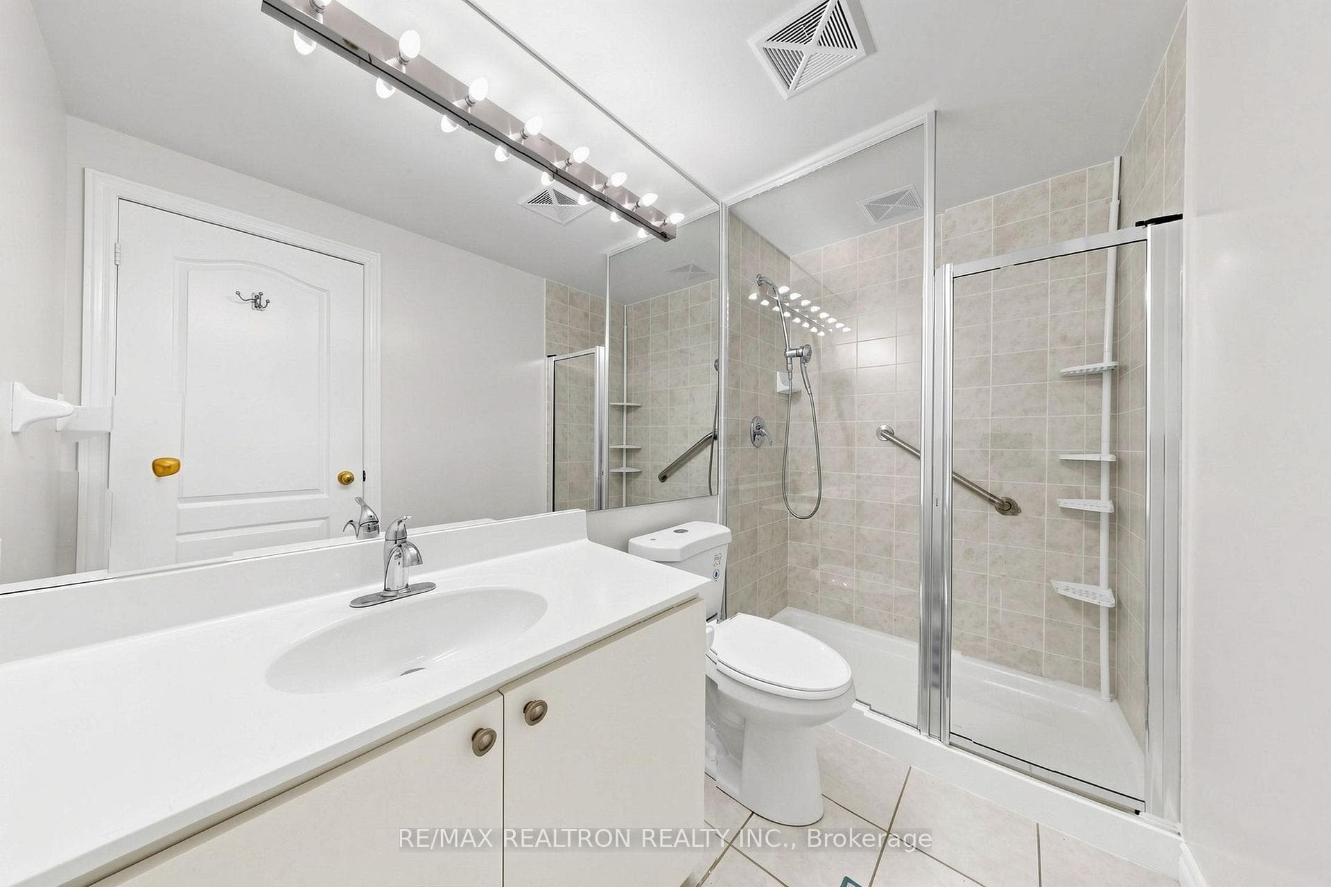 100 Promenade Circle Unit 205 photo 19