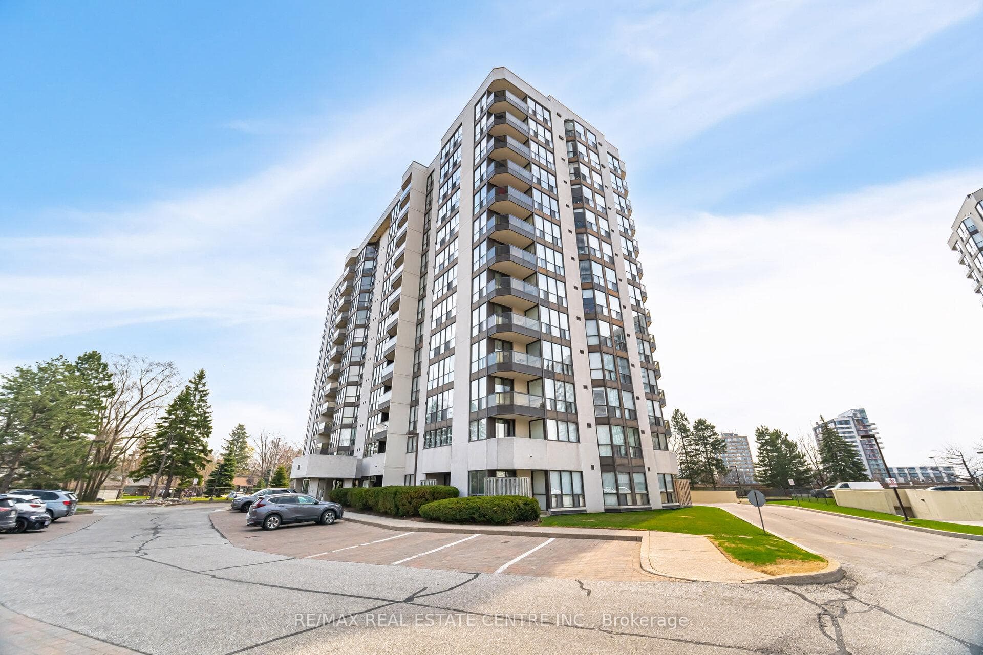 1111 Bough Beeches Boulevard Unit 103 photo 40