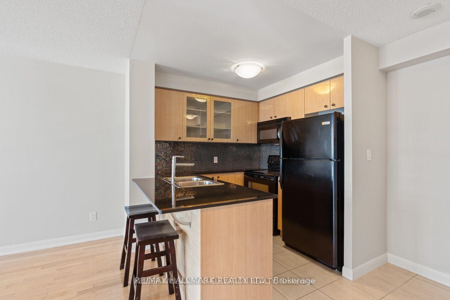 5793 Yonge Street Unit 1610 photo 7