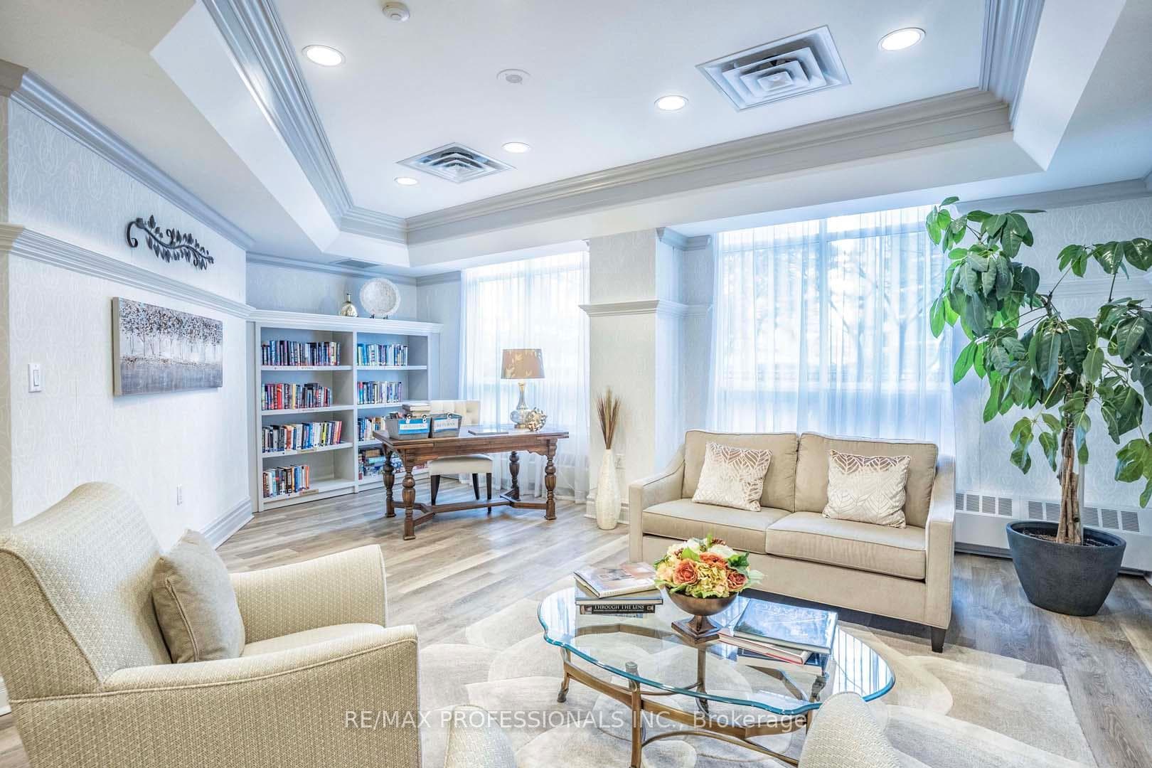 1 Lomond Drive Unit 202 photo 23