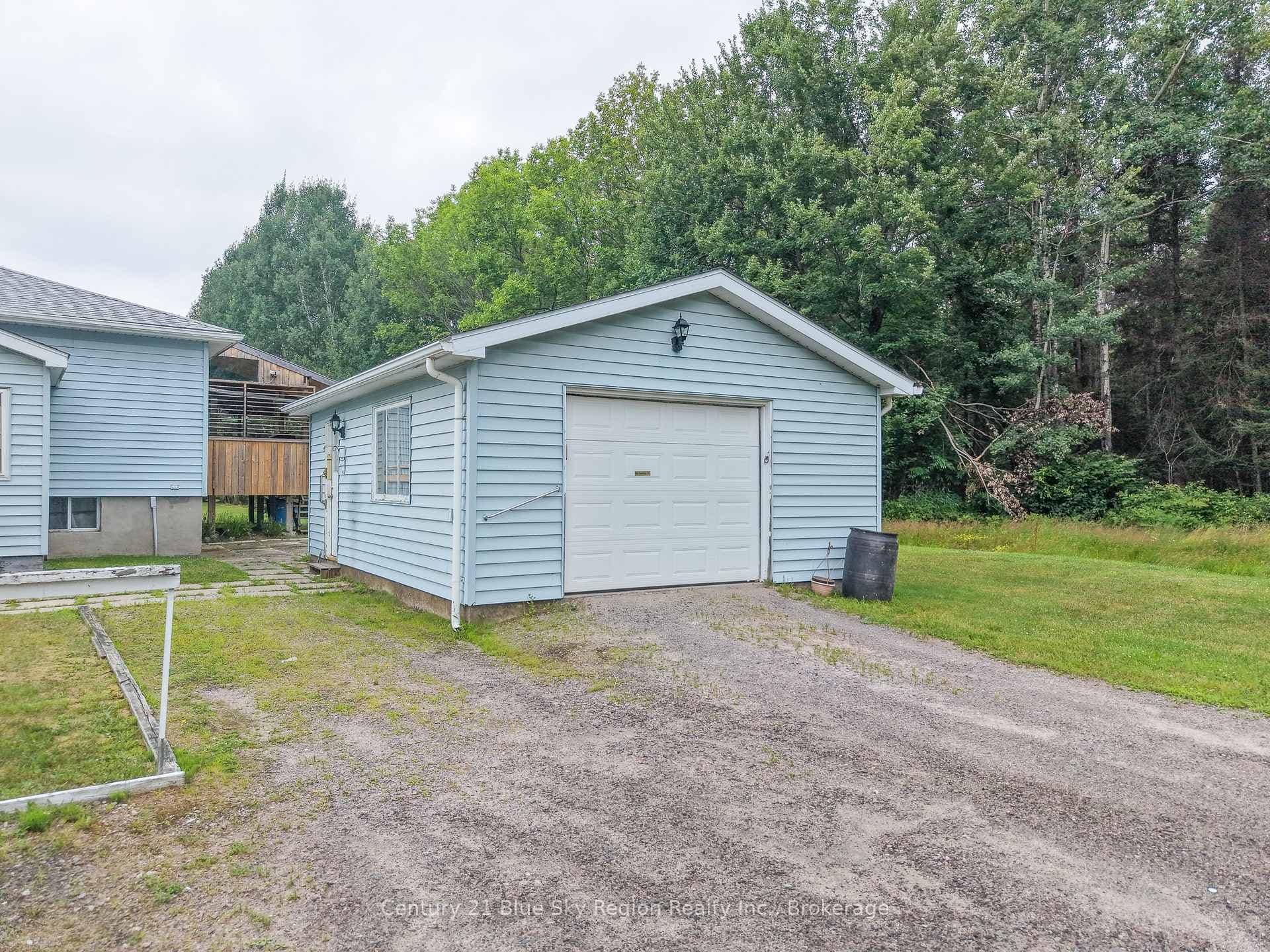 1272 Lakeshore Drive photo 8