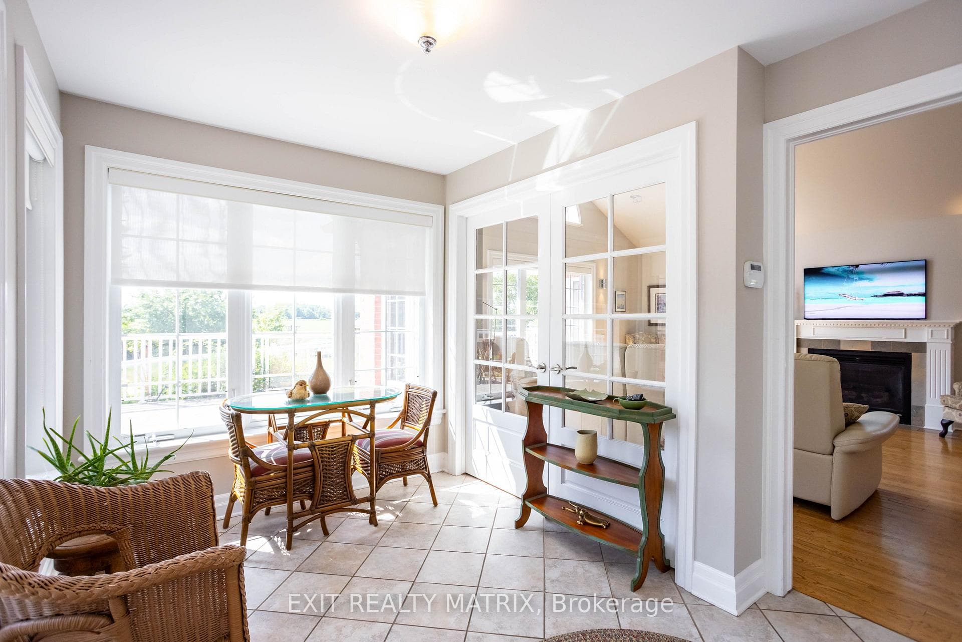 2392 8th Line Road photo 14