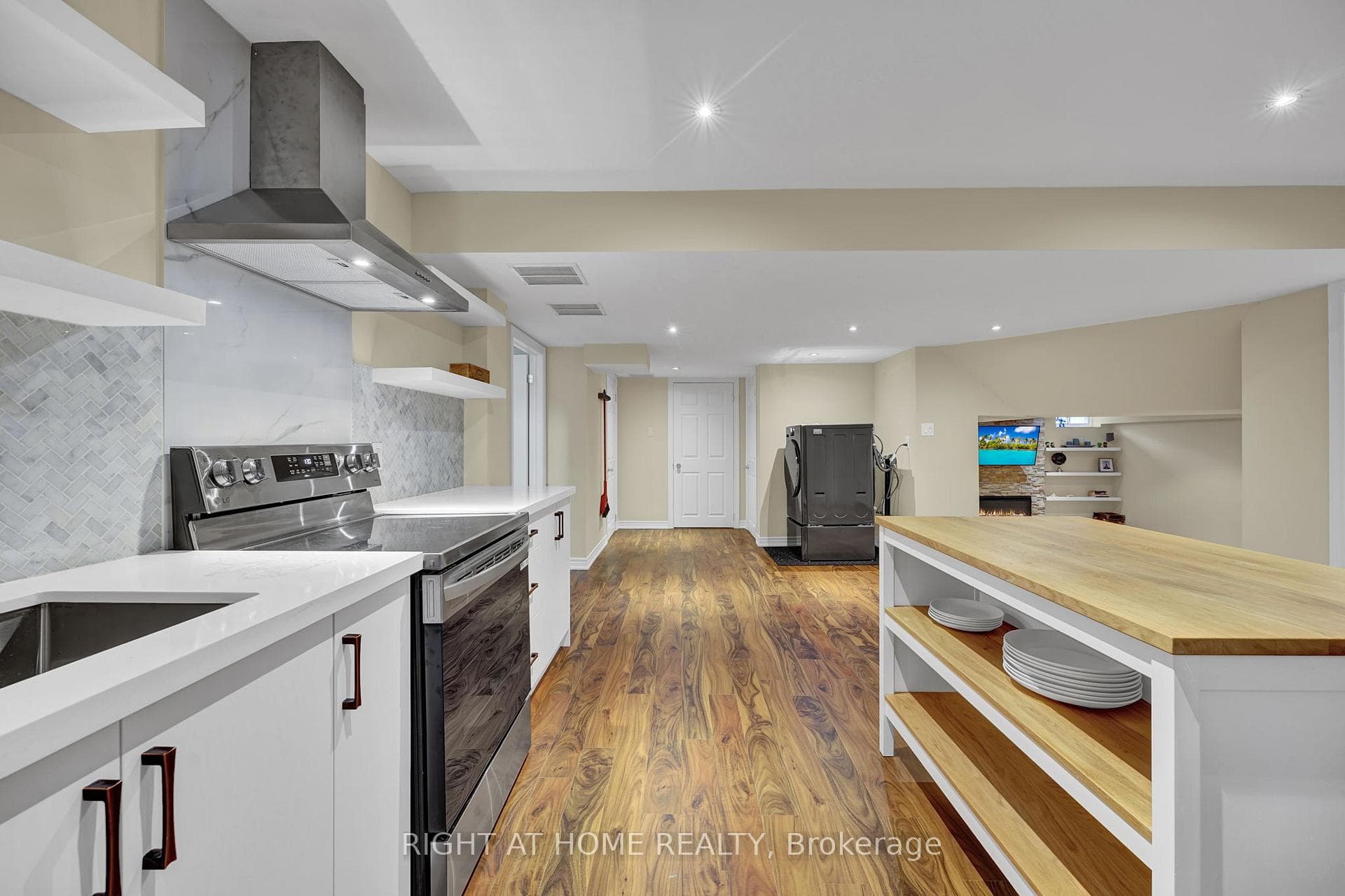 18 Bayel Crescent photo 13