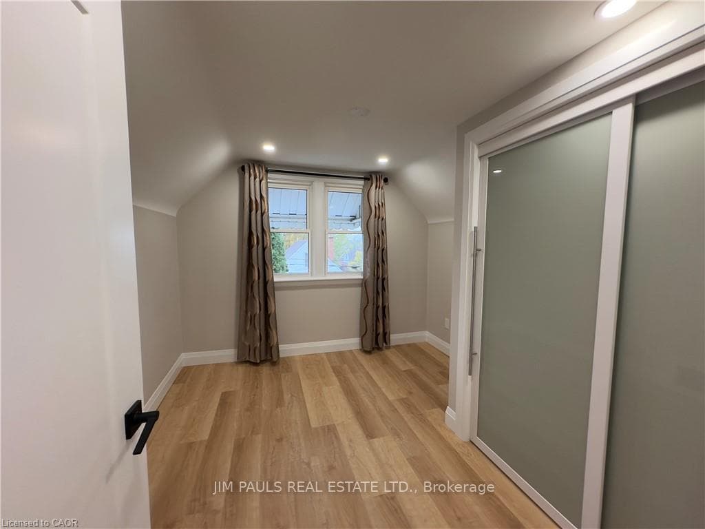232 Rodgers Road photo 15