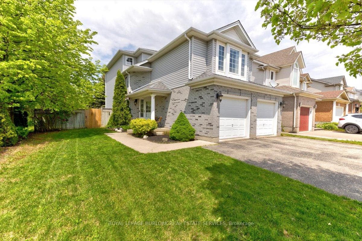 3 Kroeger Crescent photo 2