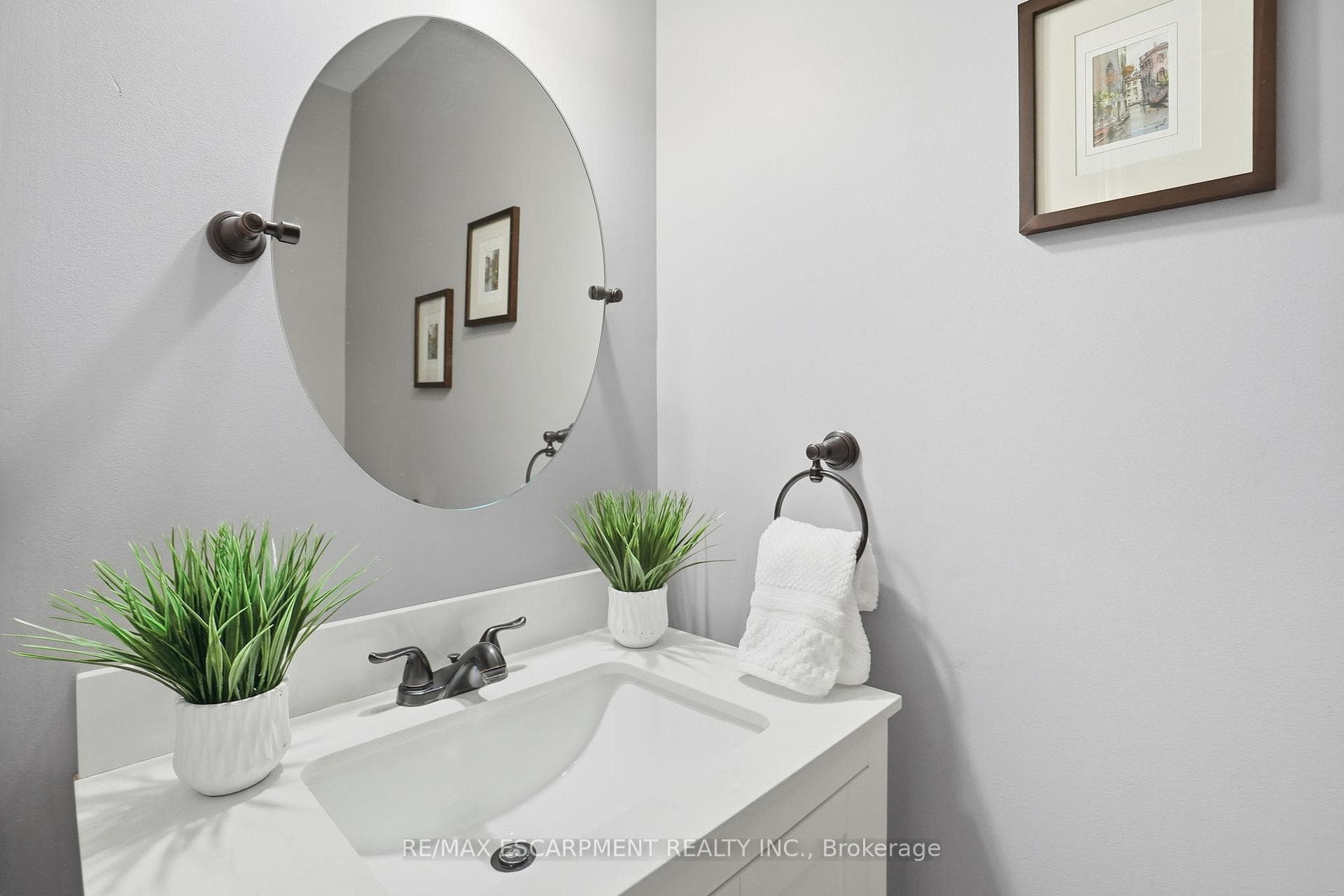 73 Riley Street photo 16