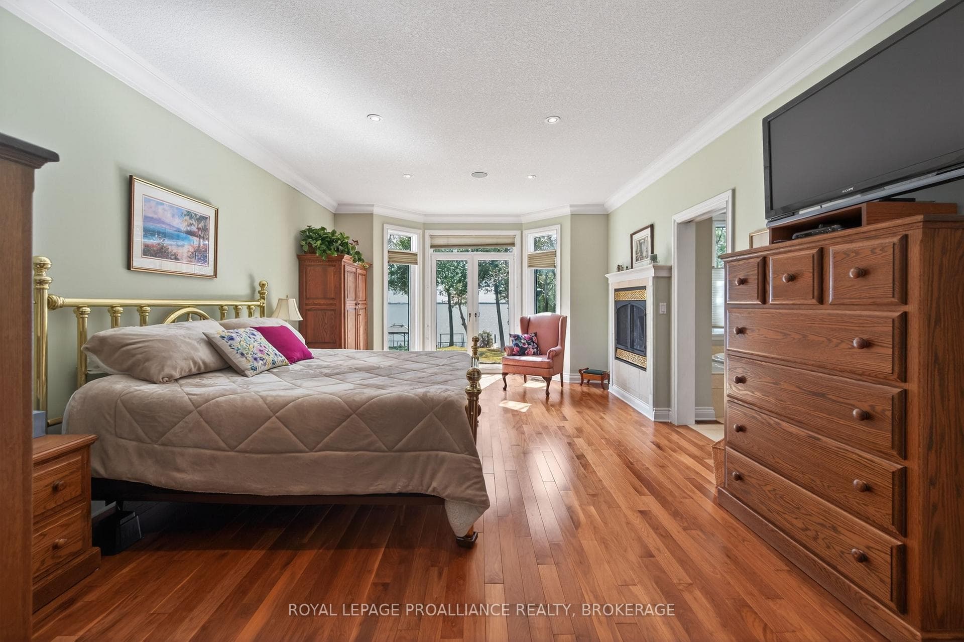 178 Nicholson Point Road photo 16
