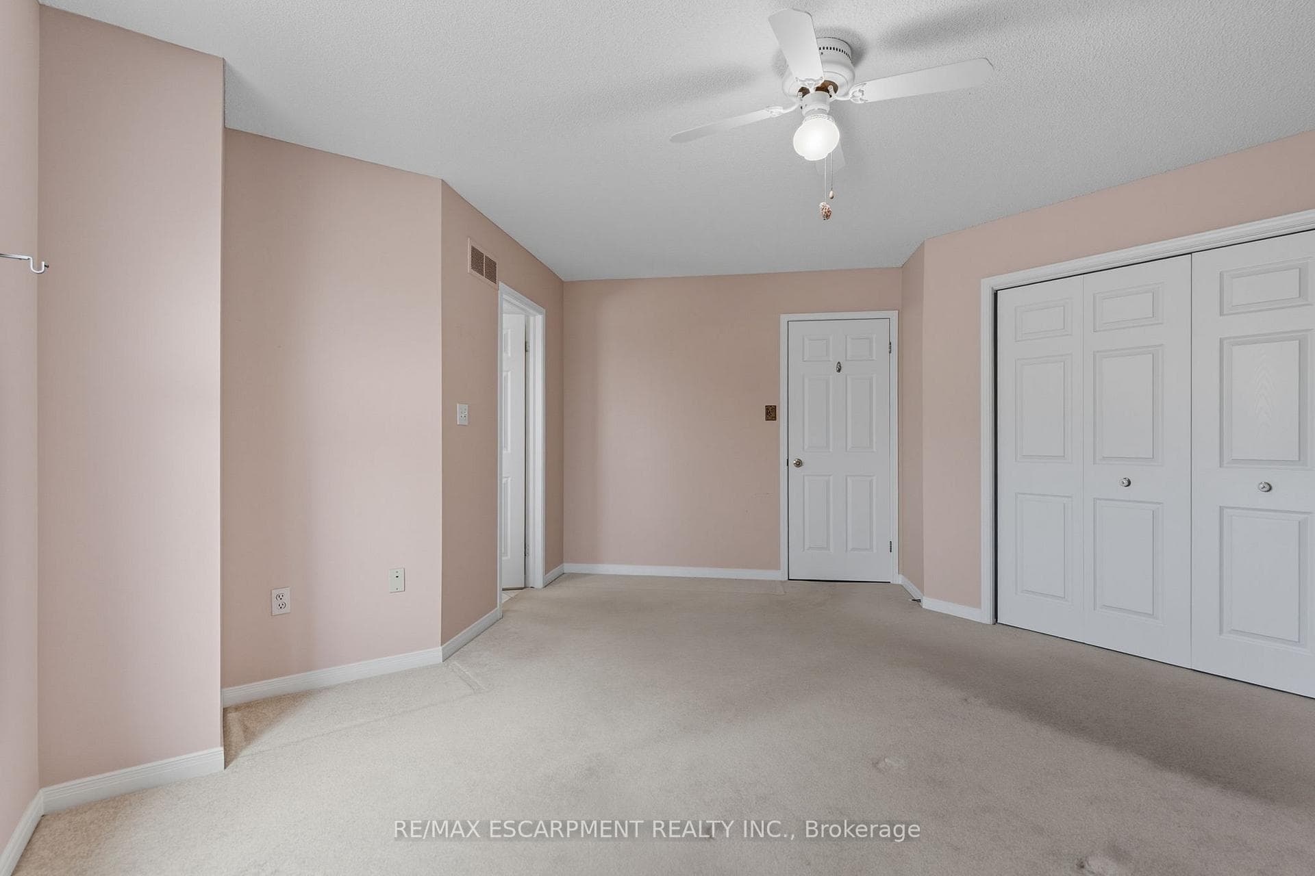 57 Pinewoods Drive photo 20