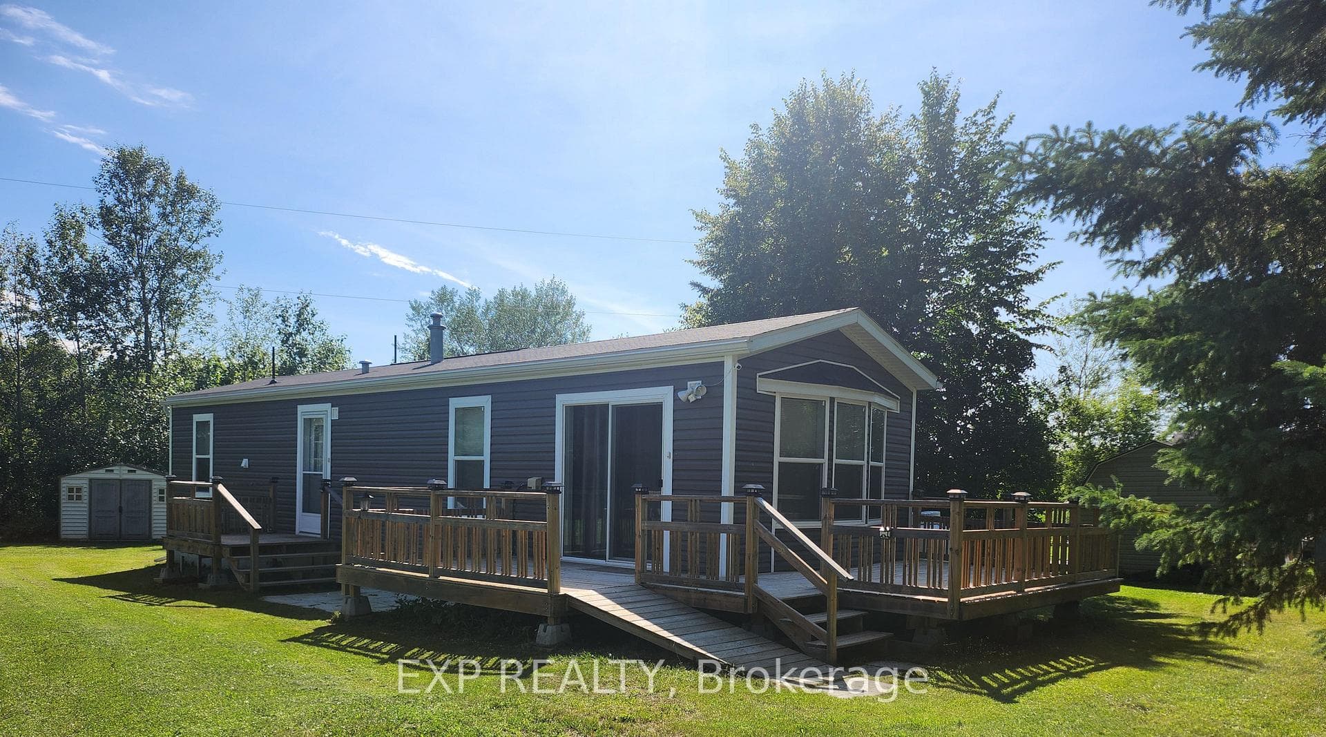 114 Harold Valley Drive photo 4
