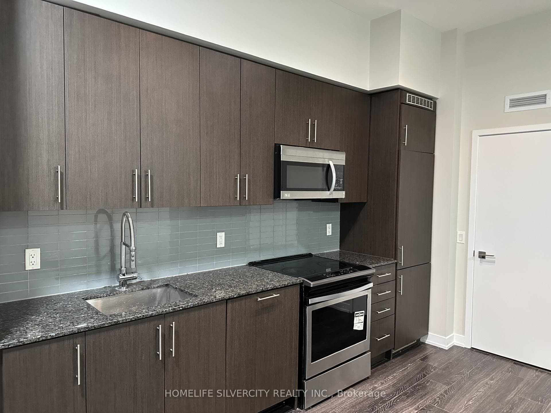 4055 Parkside Village Drive Unit 512 photo 4