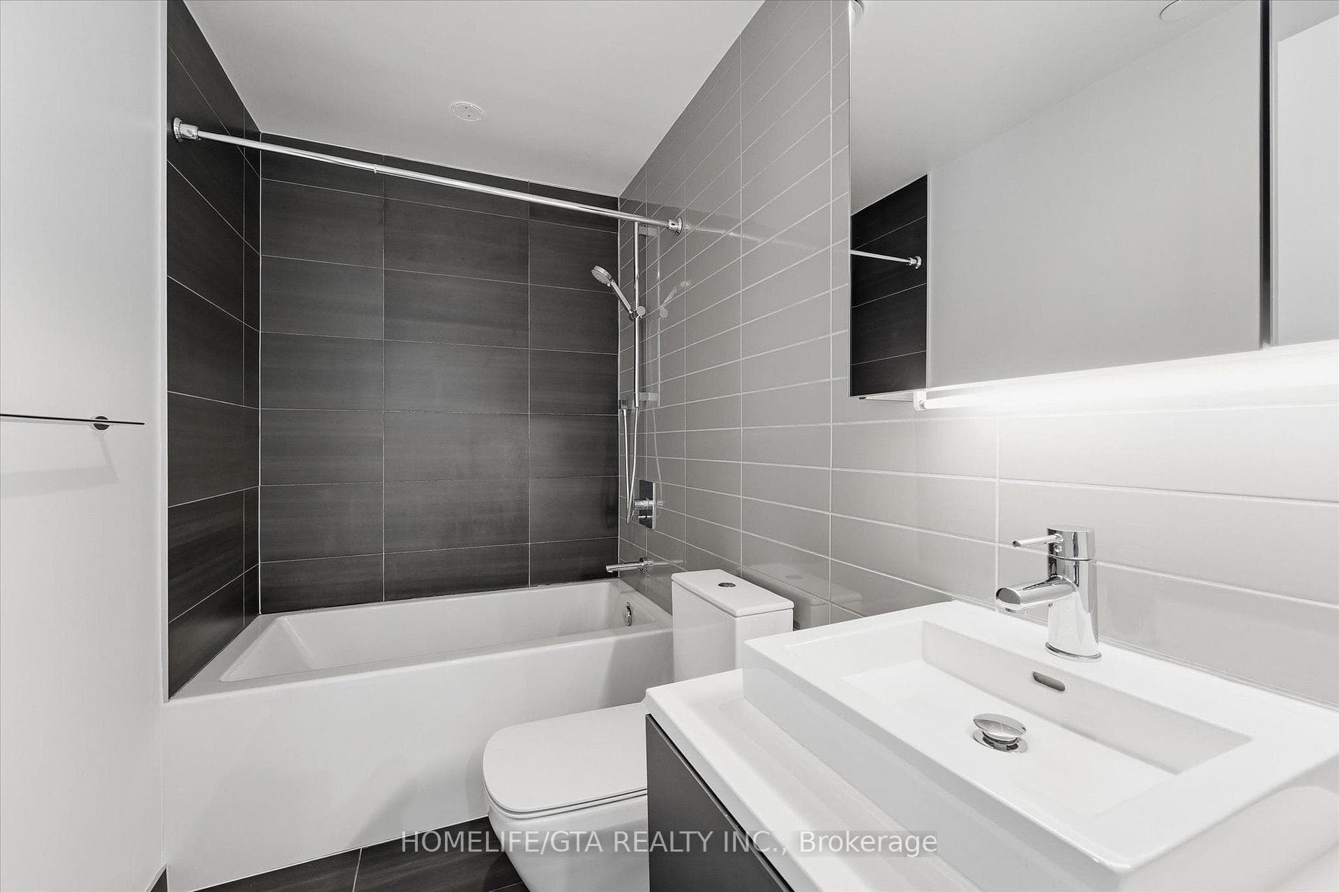 170 Bayview Avenue Unit 612 photo 15