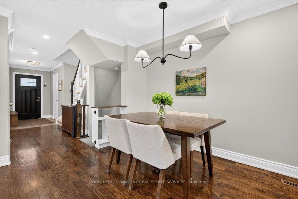 2354 Marine Drive photo 10