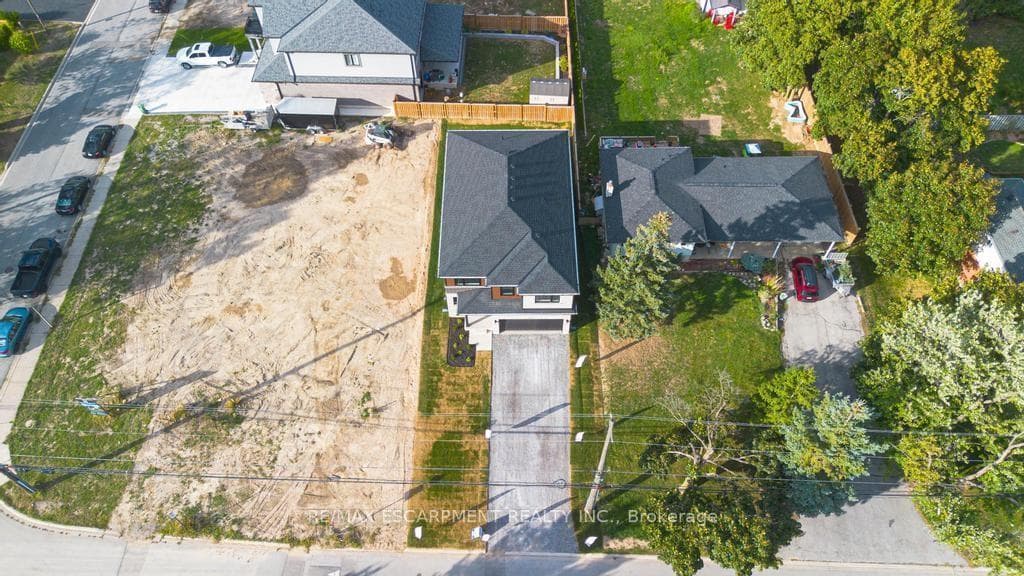 1313 Baseline Road photo 31