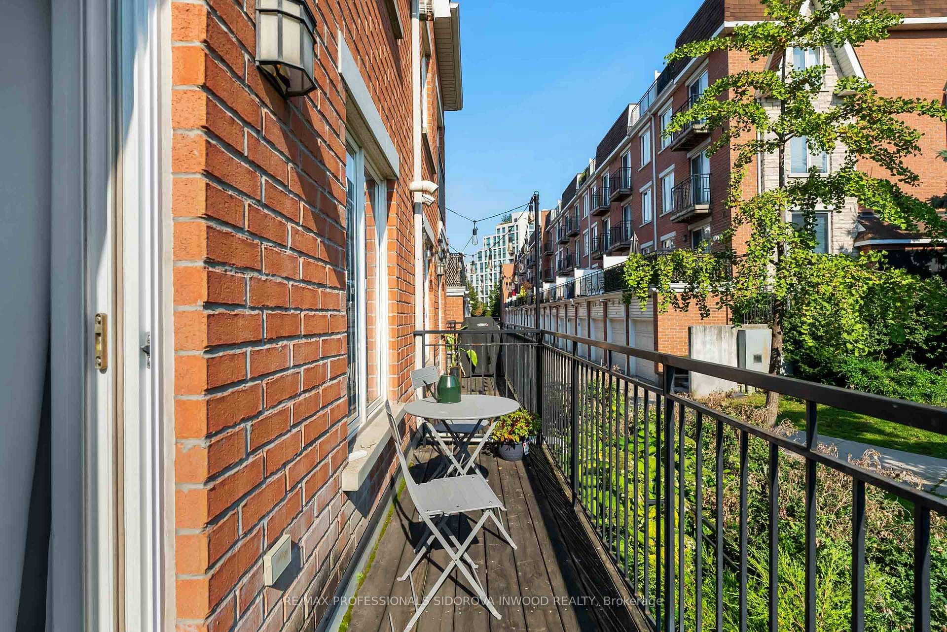 15 Laidlaw Street Unit 626 photo 16