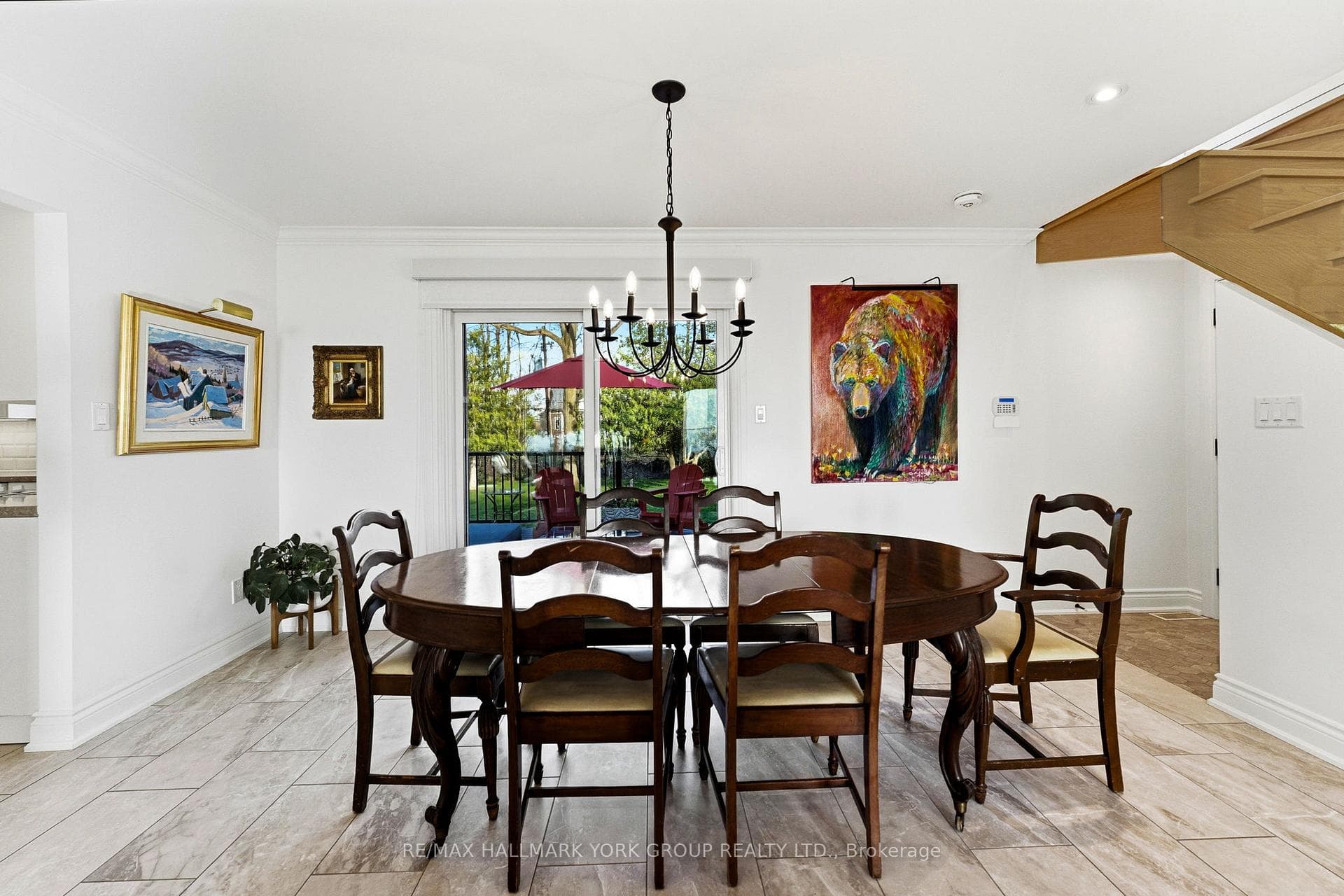 281 Hedge Road photo 11