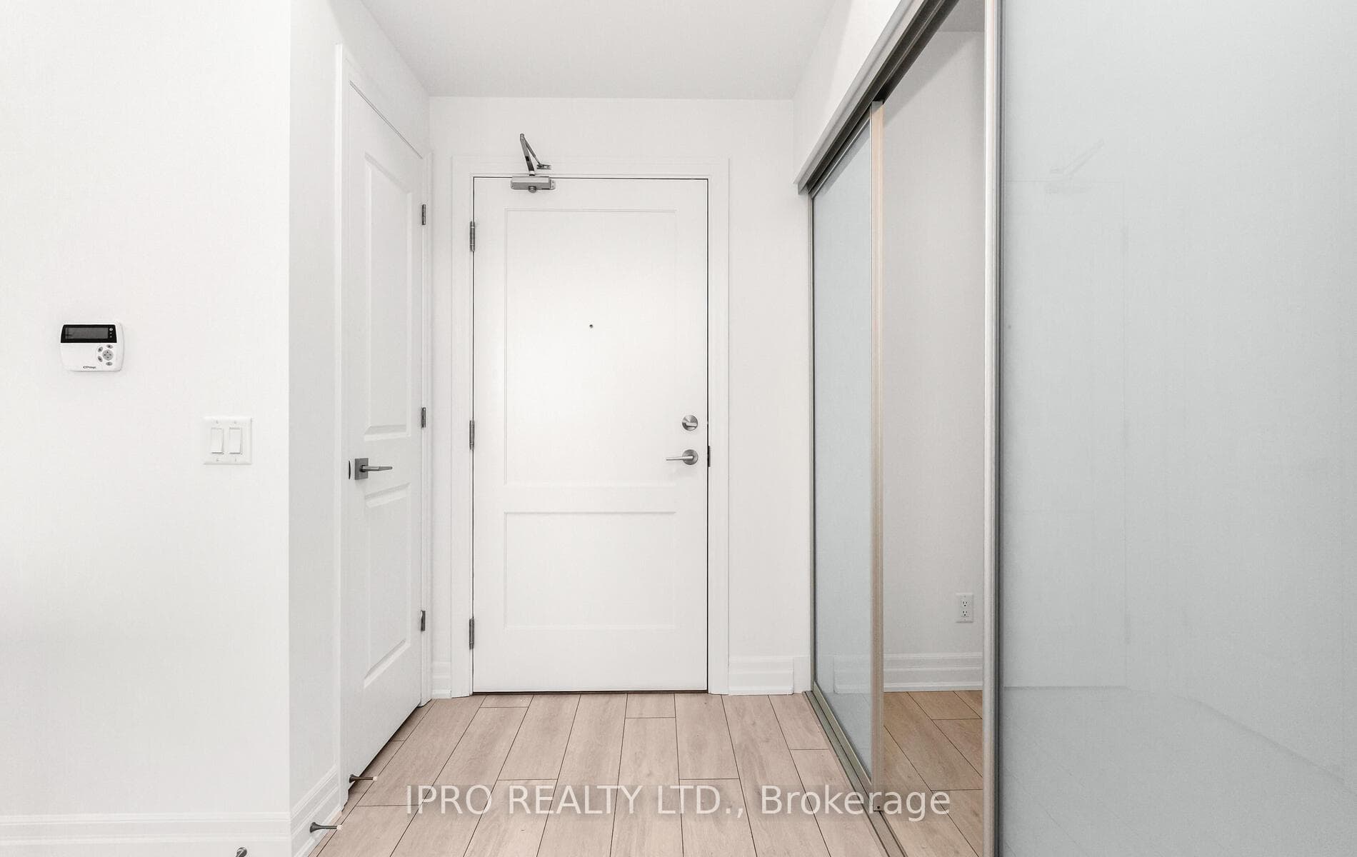 30 Elm Drive Unit 3507 photo 4