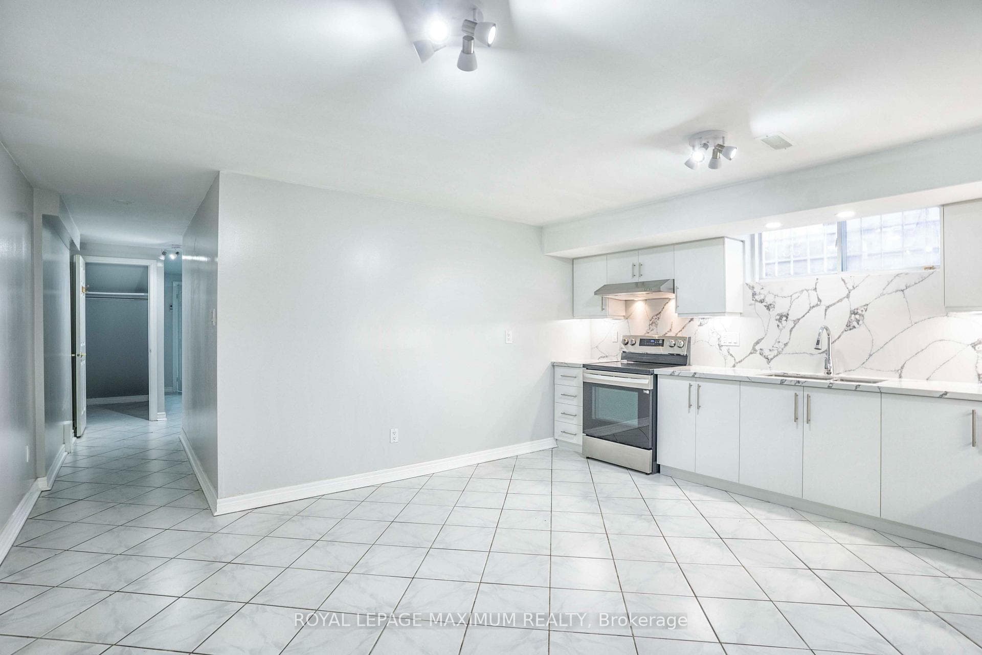 641 Caledonia Road Unit Basement photo 16
