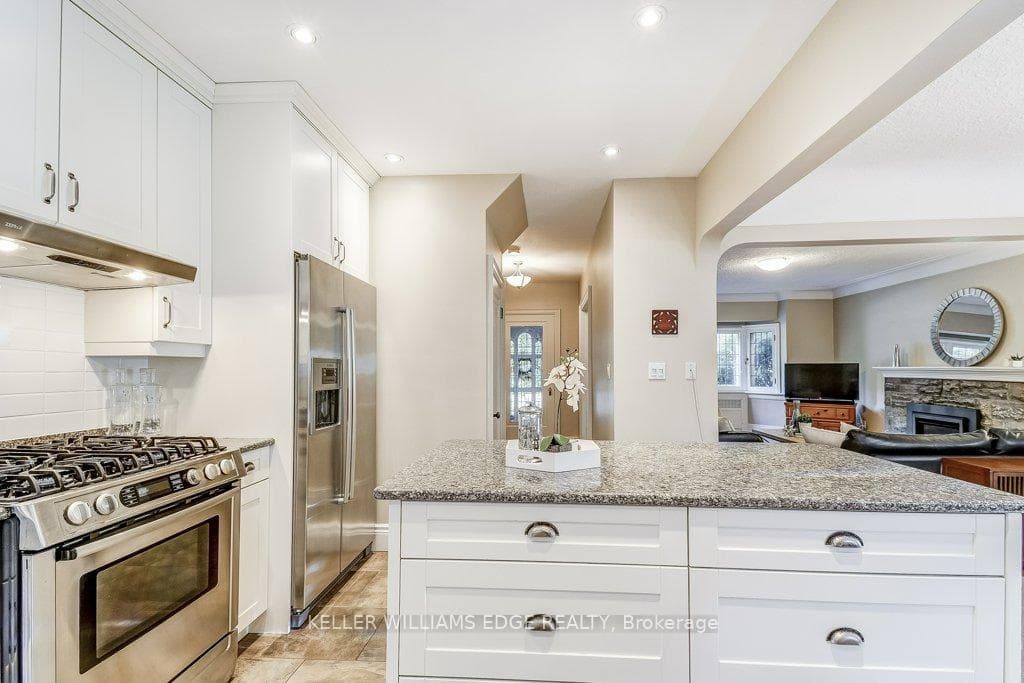 210 Hillcrest Avenue photo 14