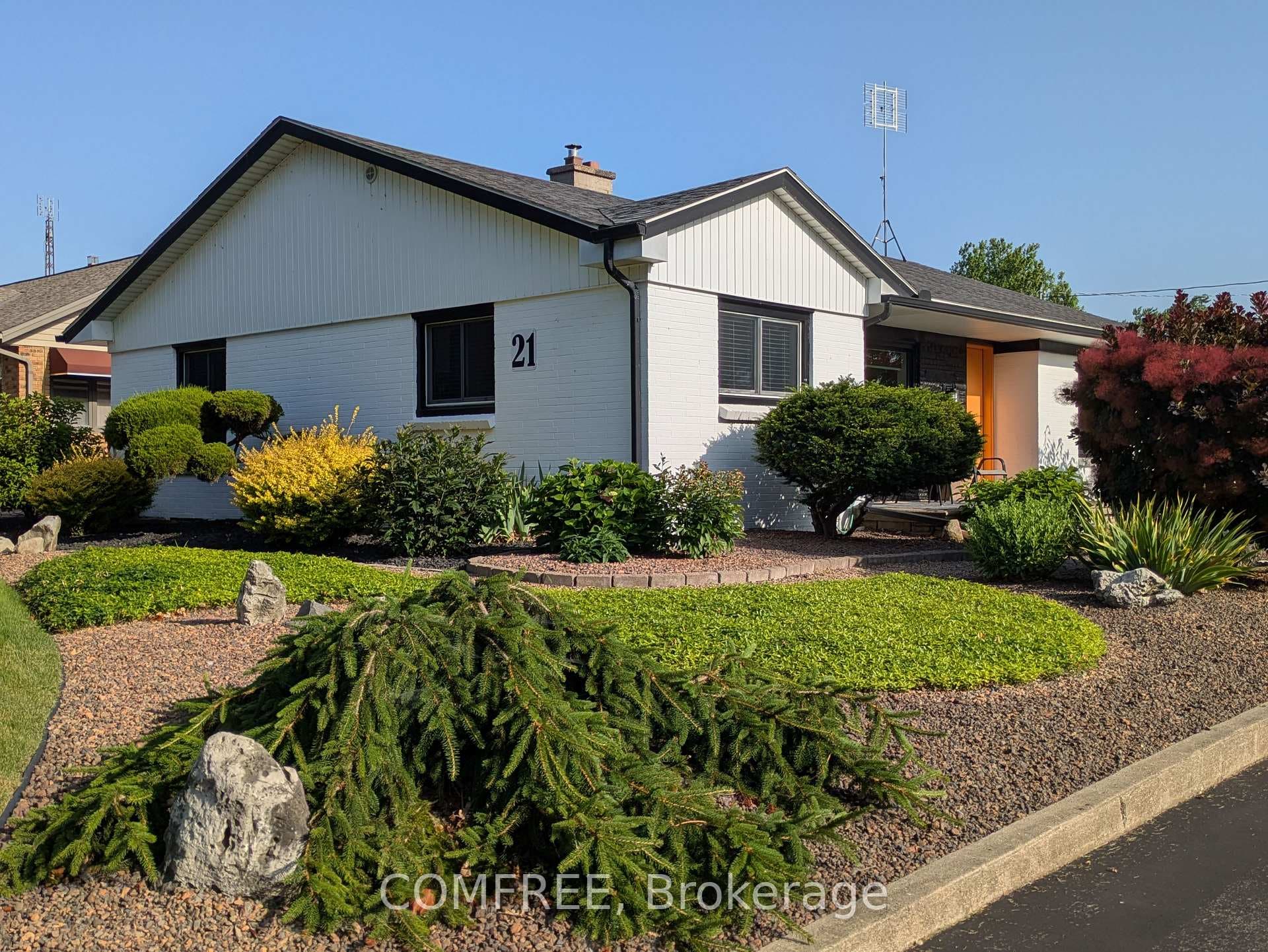 21 Seacliff Drive photo 1