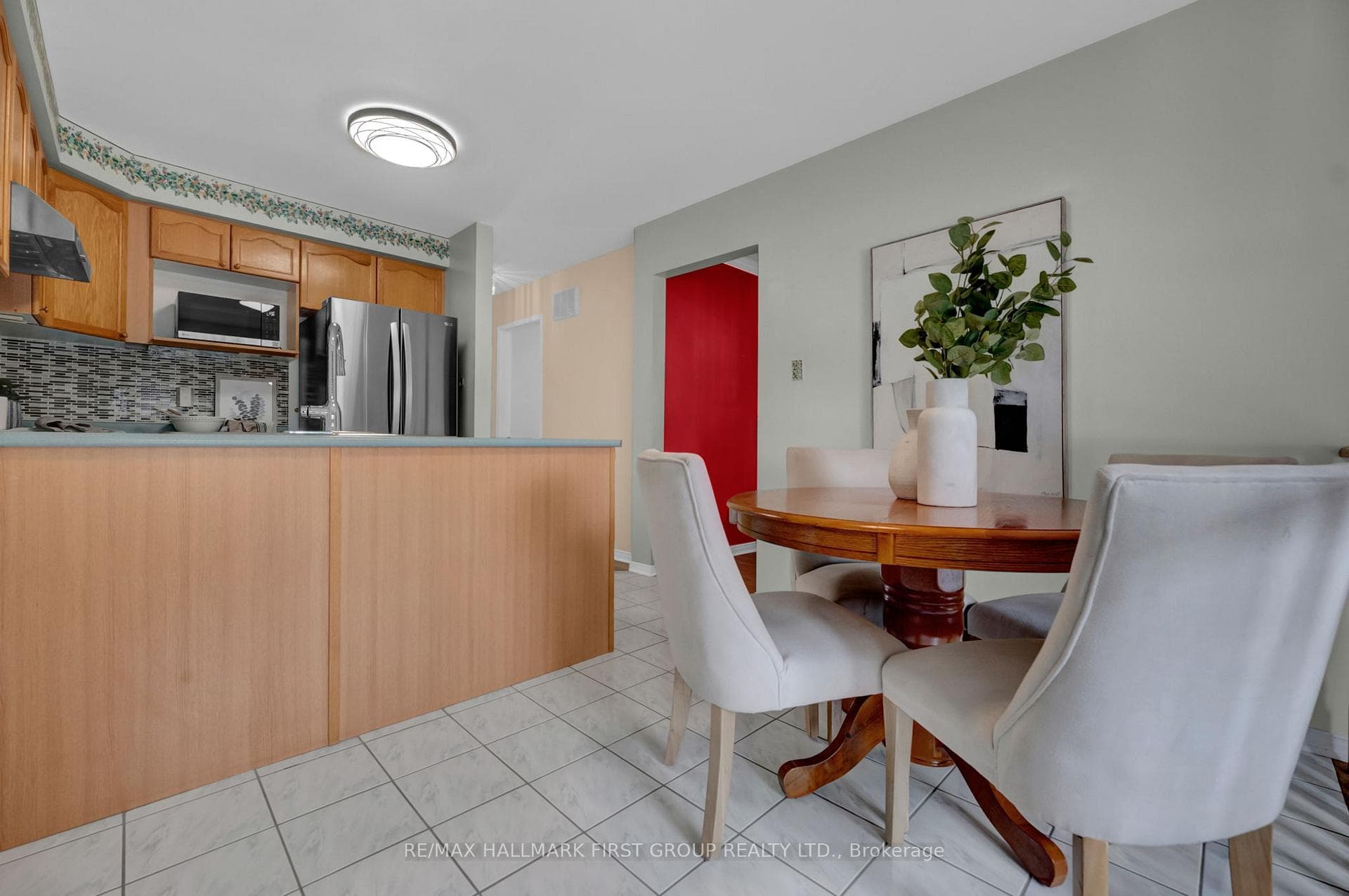 21 Abernethy Crescent photo 11