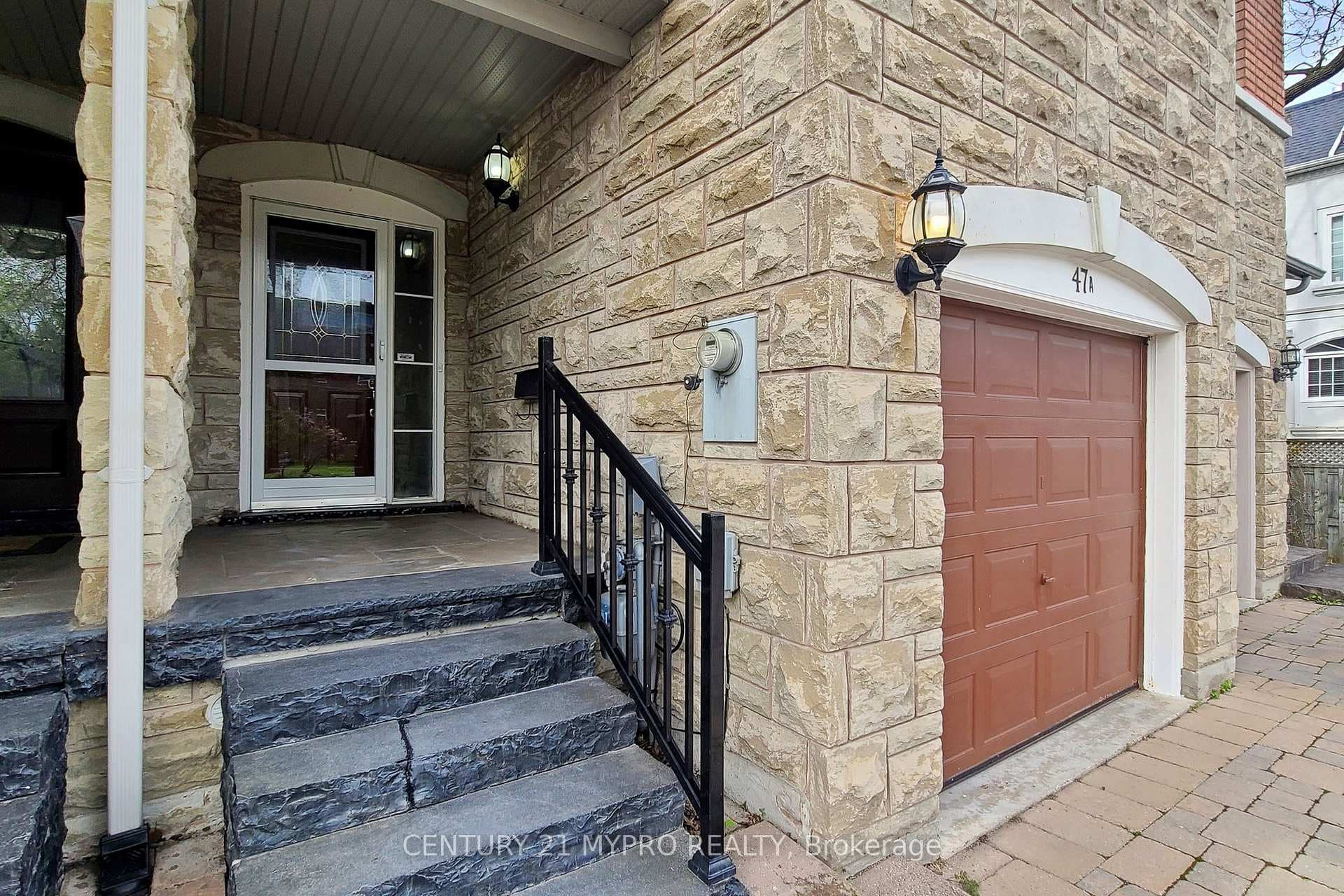 47A Benson Avenue photo 3